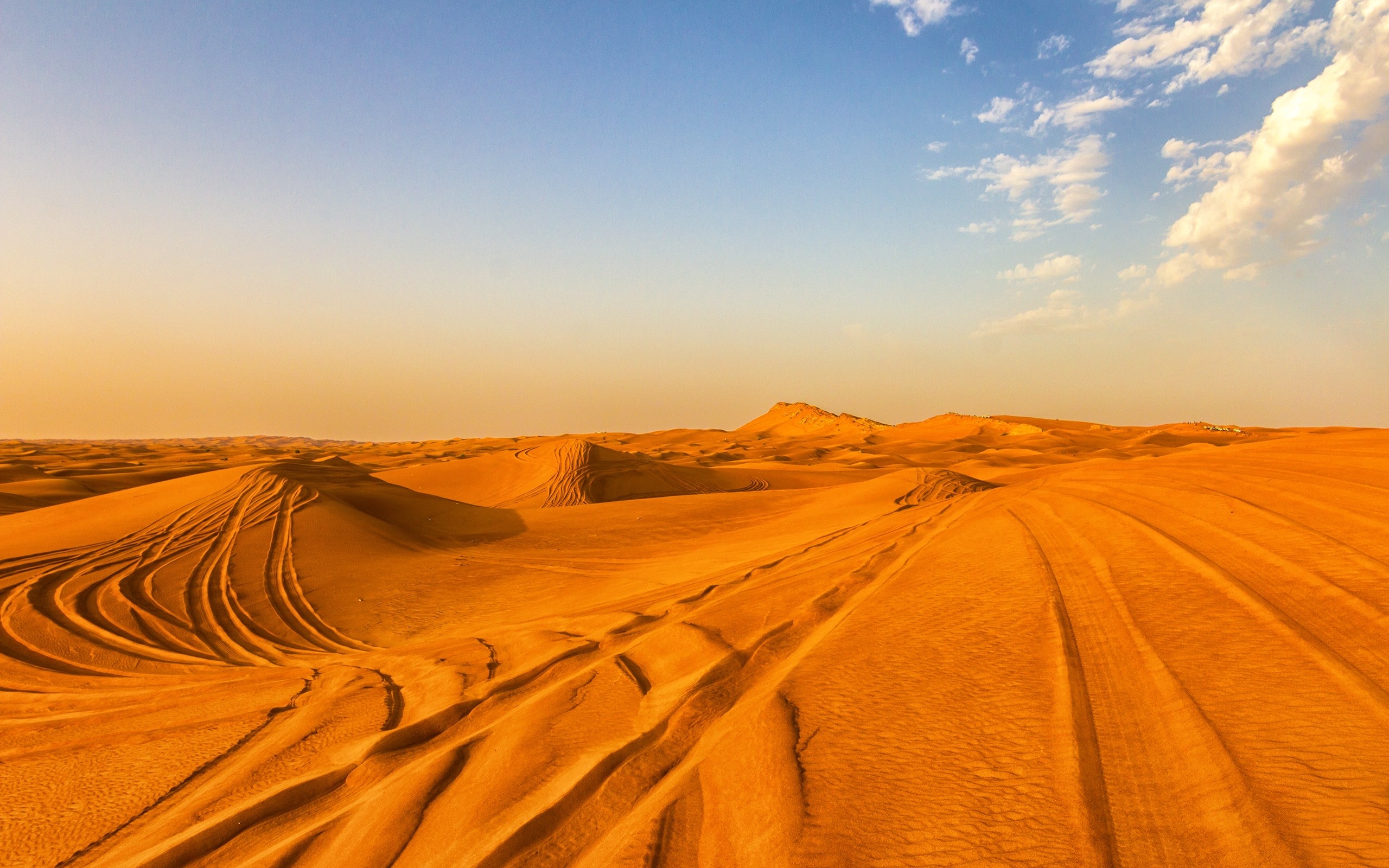 2560x1600  Wallpaper sand, wind, desert, sky
