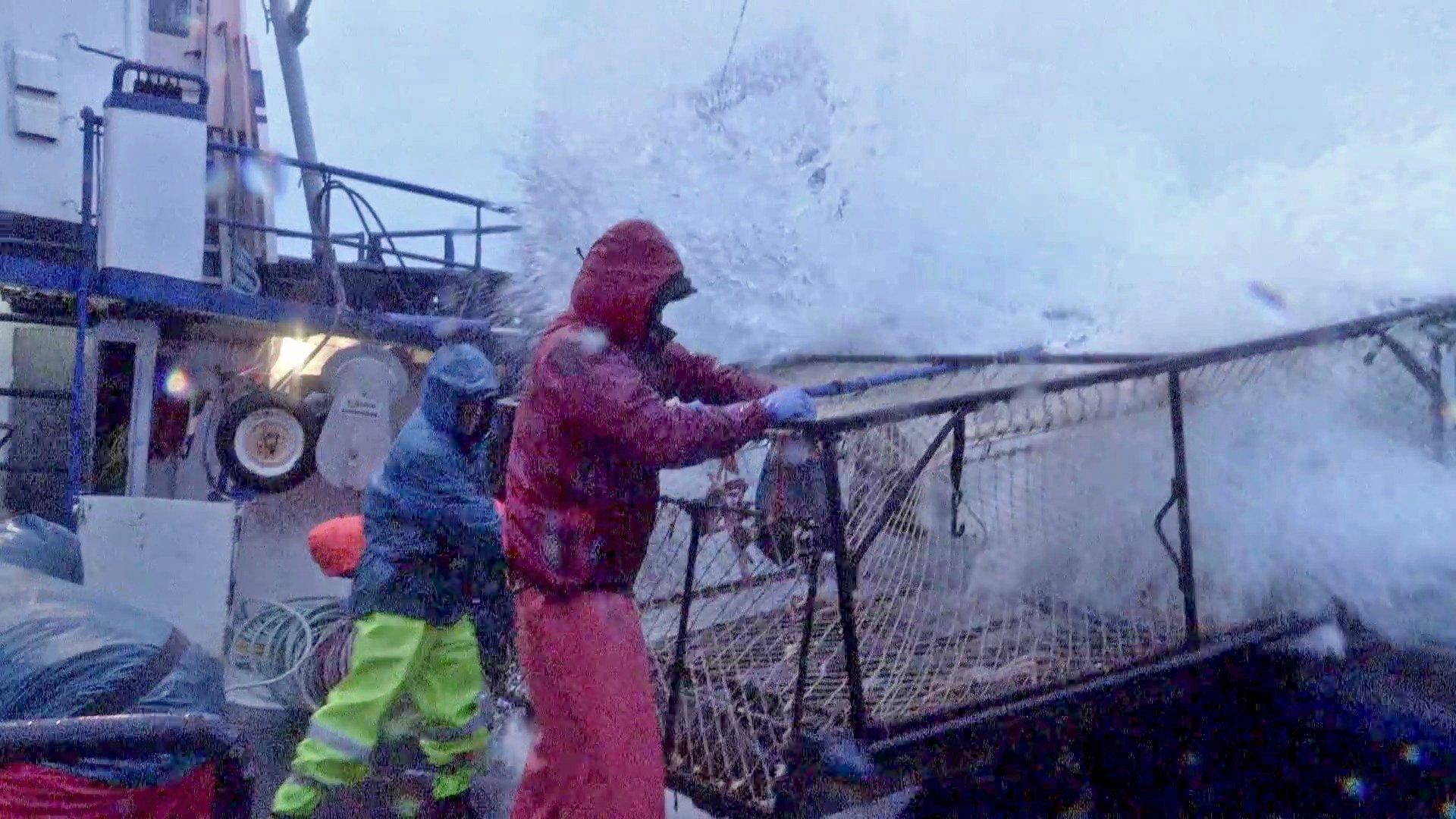 1920x1080 Into the Gale Summary - Deadliest Catch Season 12, Episode 9 Episode Guide