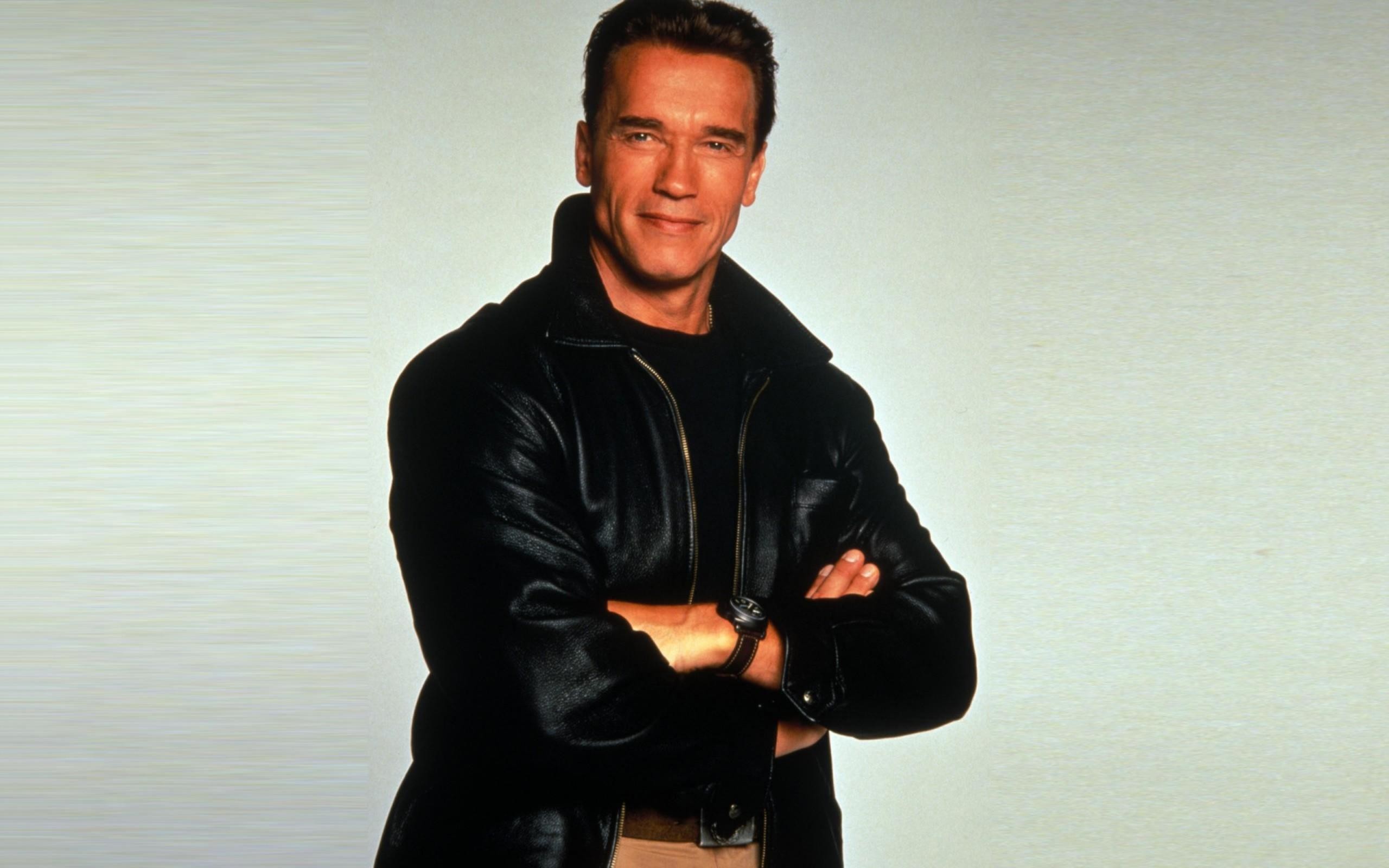 2560x1600 Arnold Schwarzenegger Wallpaper