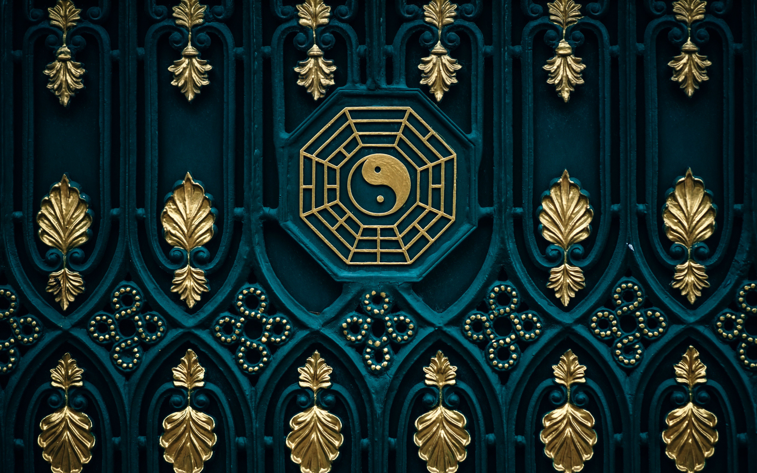 2560x1600  wallpaper Buddhism, elements, gates gold pattern