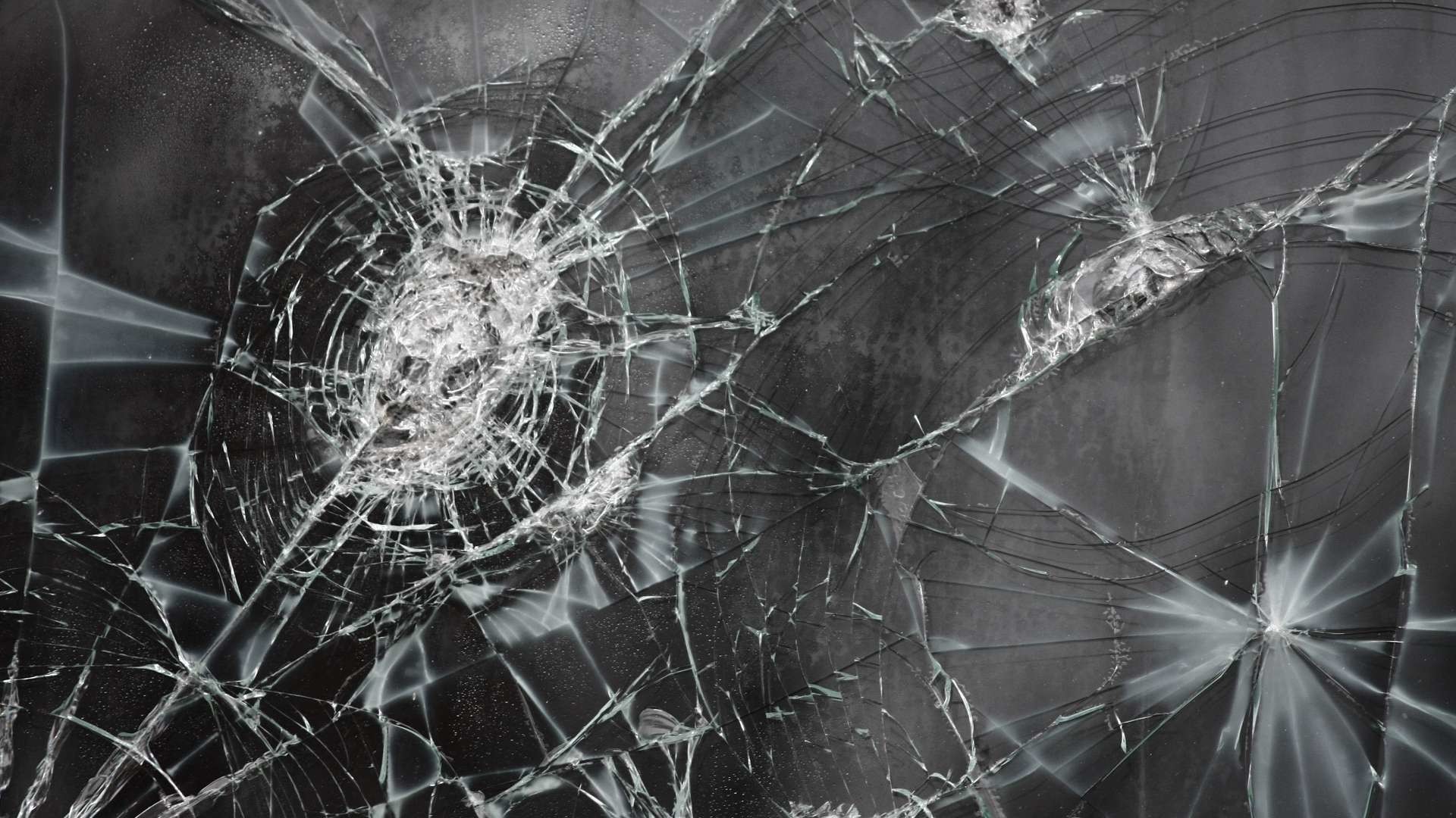 1920x1080 Broken-glass-wallpaper-HD-download