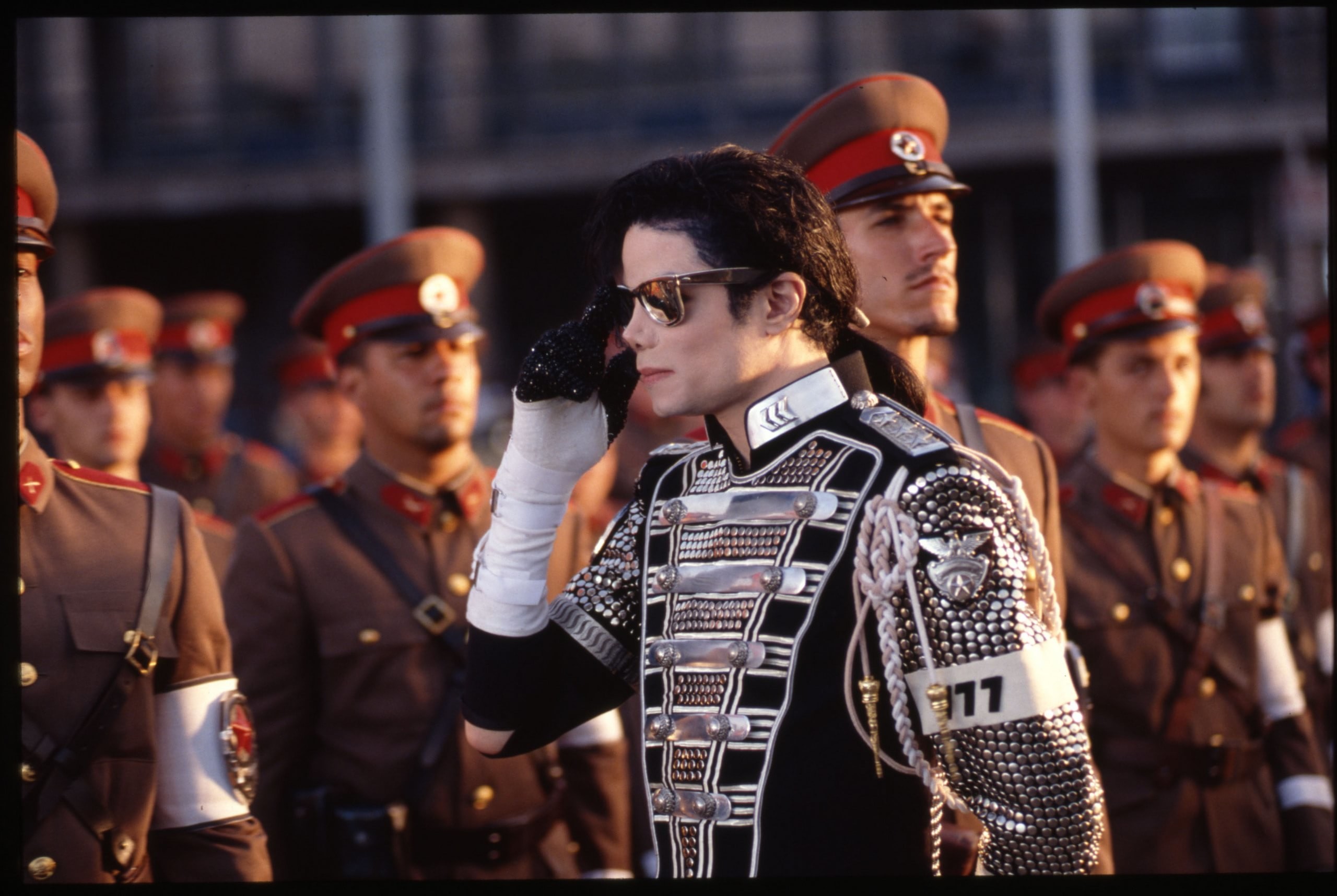 2560x1716 Michael Jackson HIStory World Tour