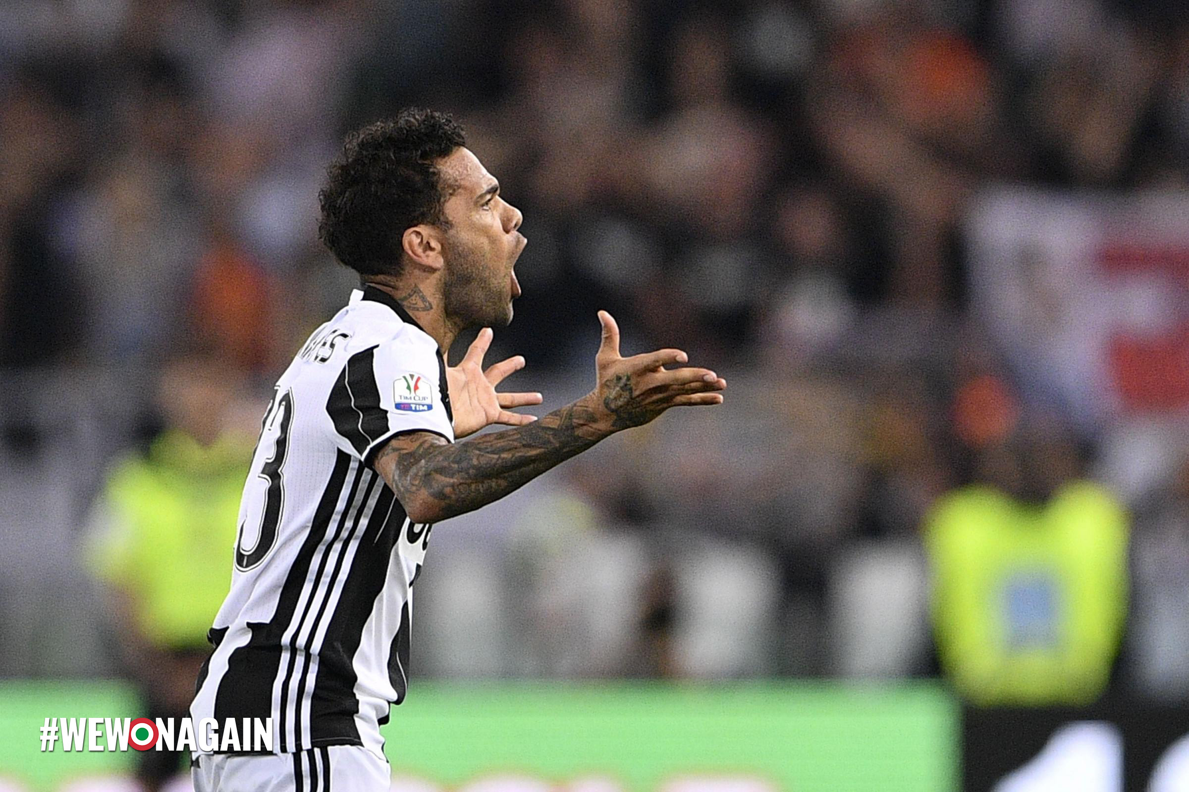 2400x1600 Dani Alves: “Now for the big one!”