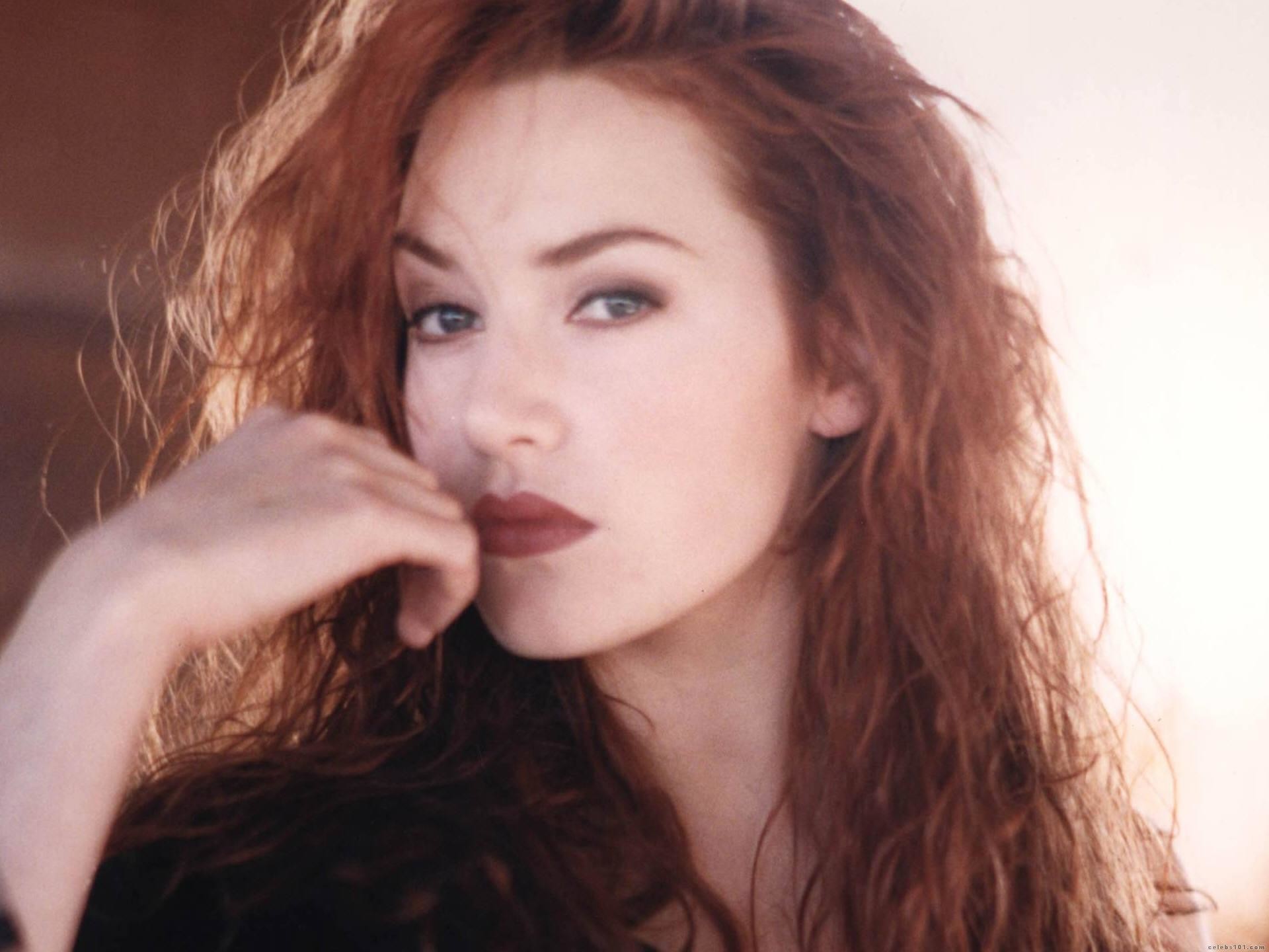 1920x1440 Kate Winslet and her red hair from Titanic