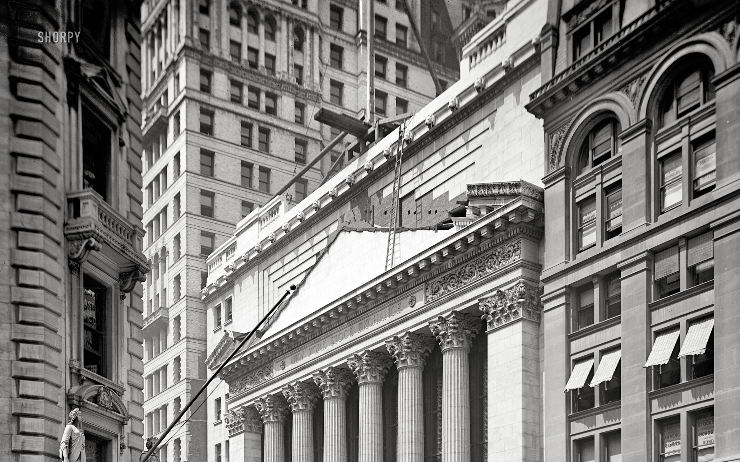 2560x1600 black and white usa new york city manhattan grayscale wall street  historical constructions new york Art
