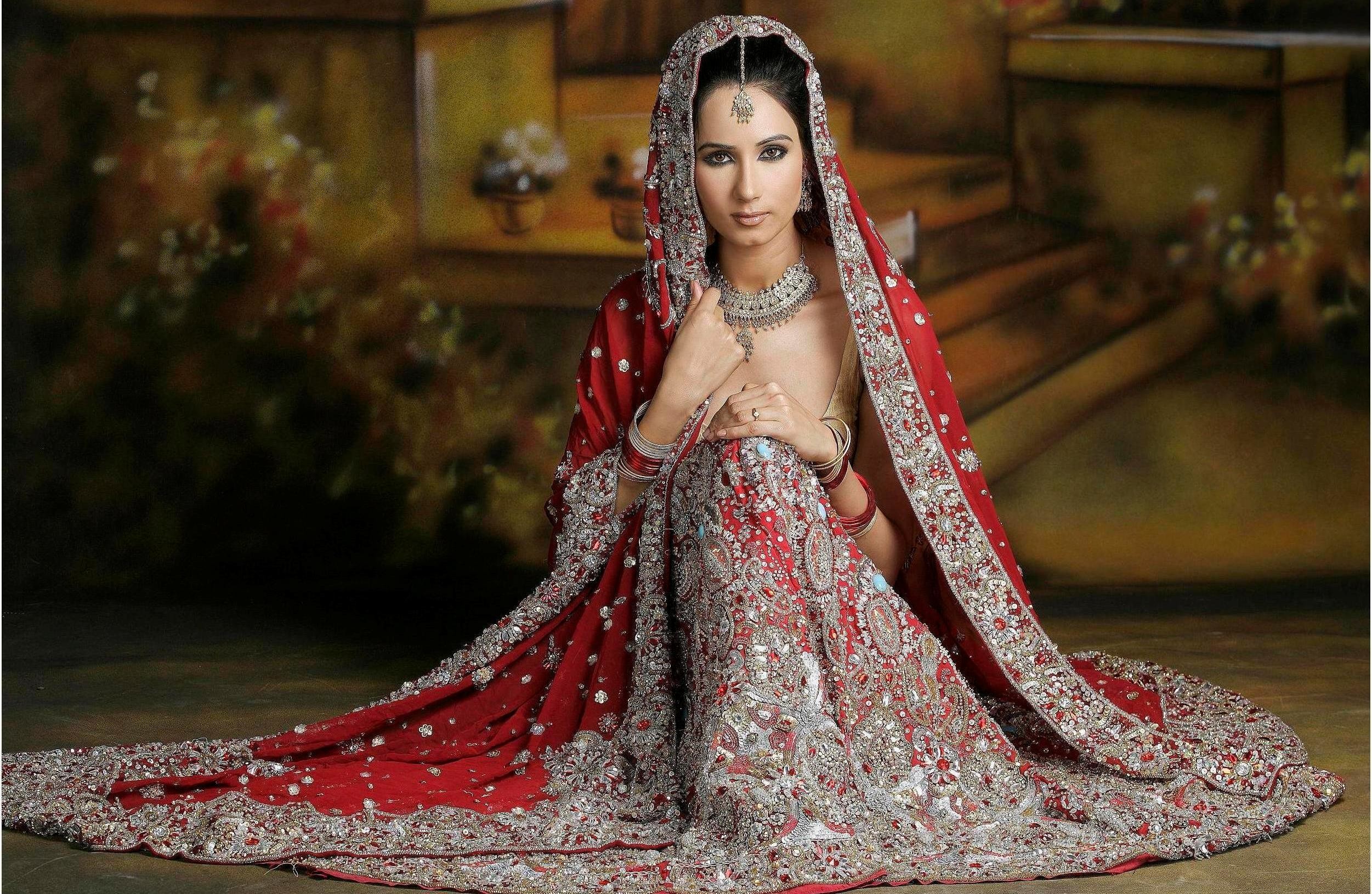 2502x1630 Image Gallery of Beautiful Ideas Indian Wedding Dress Indian Wedding Dresses