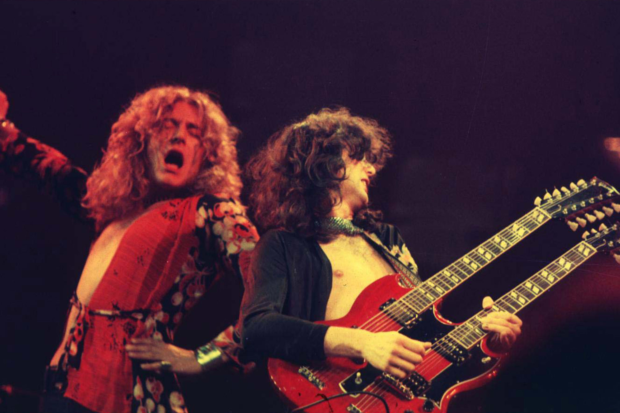 2000x1333 robert plant and jimmy page live wallpaper