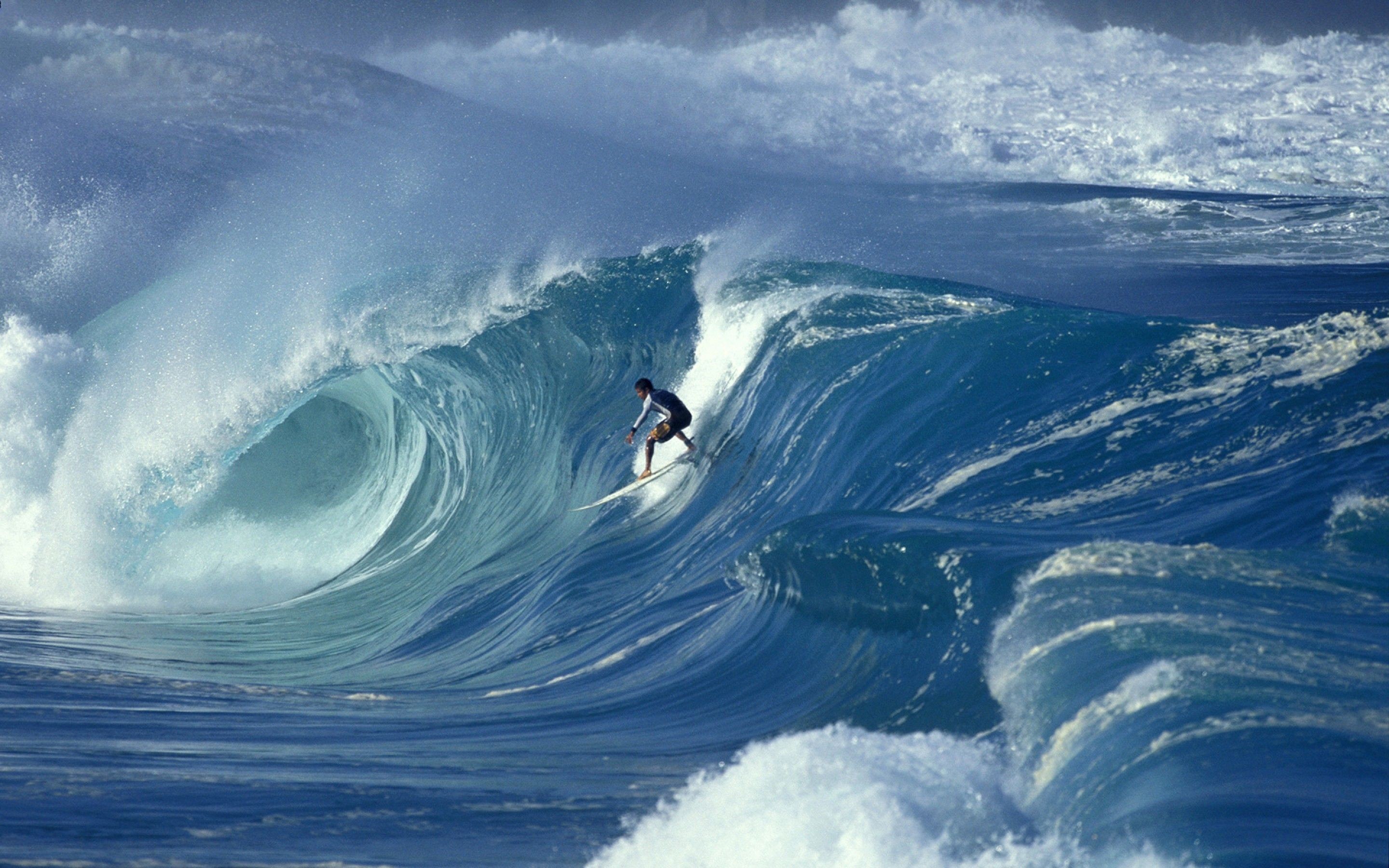 2880x1800 large waves Sea Sport Hawii surfer Surfing HD Wallpaper