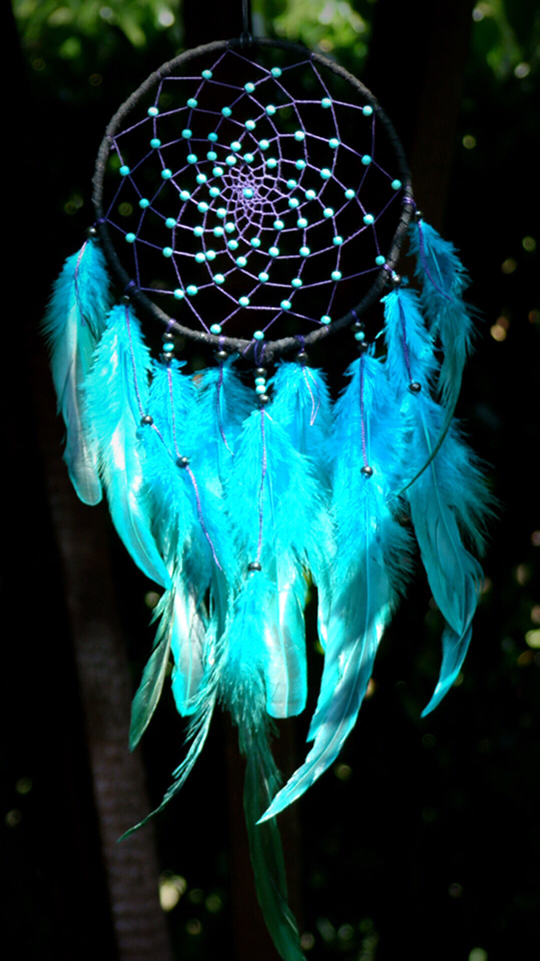 1080x1920 The-light-and-dark-blue-of-the-dreamcatcher-