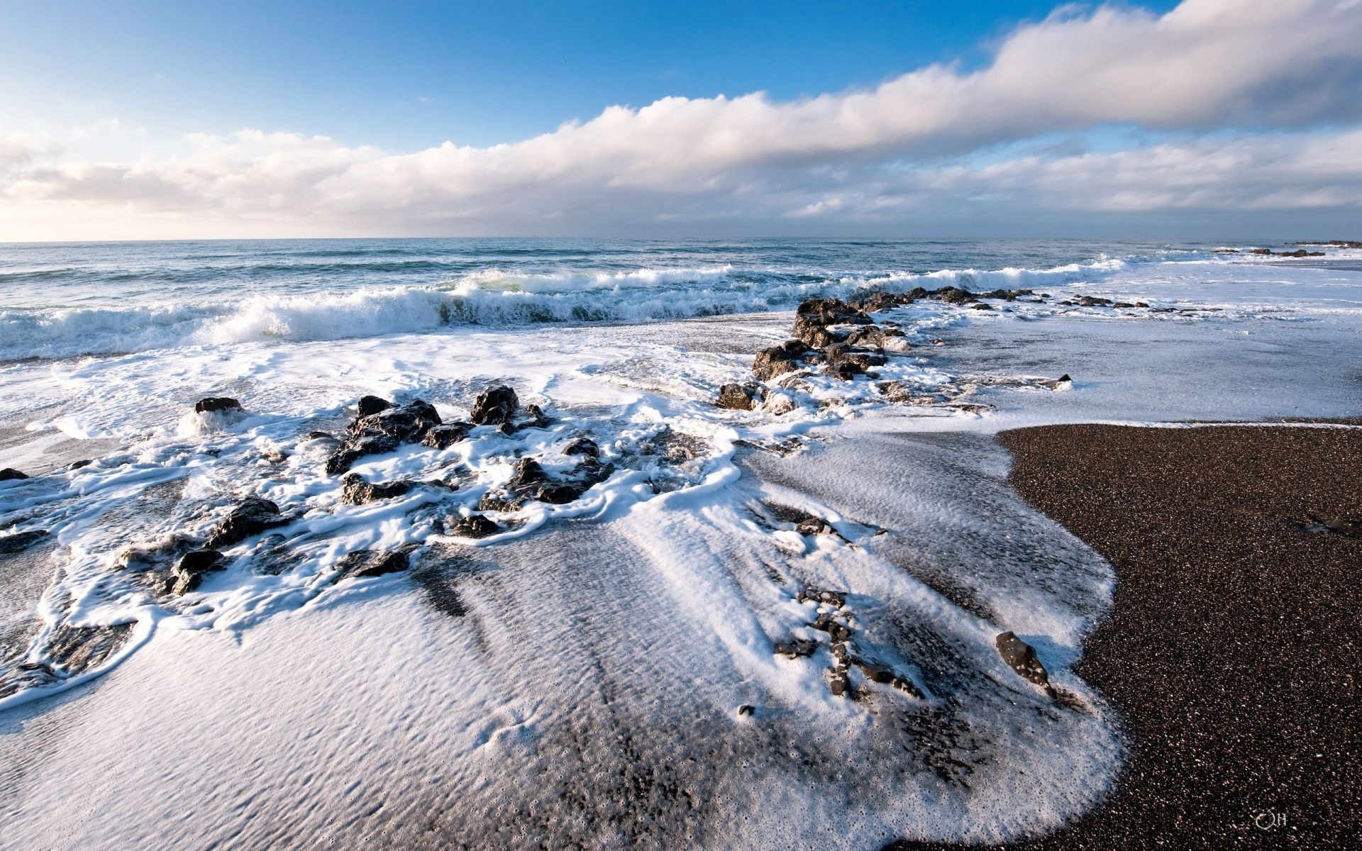 1920x1200 Bild: SchÃ¤umendes Ocean Waves Rocks Beach wallpapers and stock photos. Â«