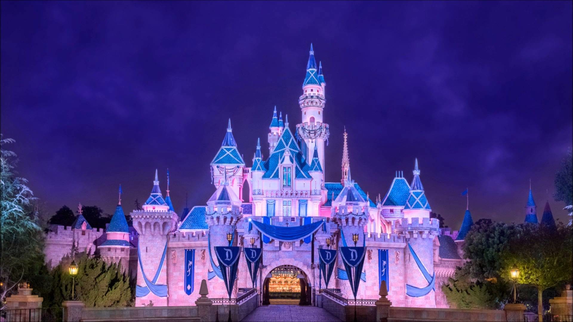 10+ Disneyland HD Wallpapers and Backgrounds