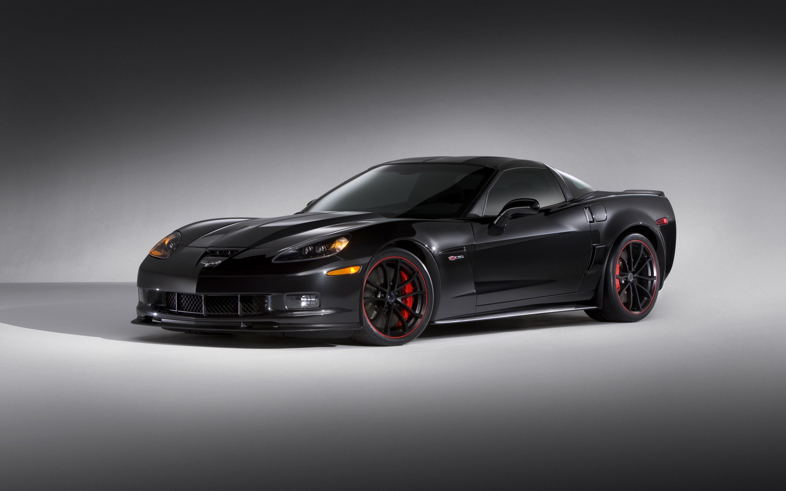 2560x1600  Wallpaper chevrolet, corvette, z06, side view, black