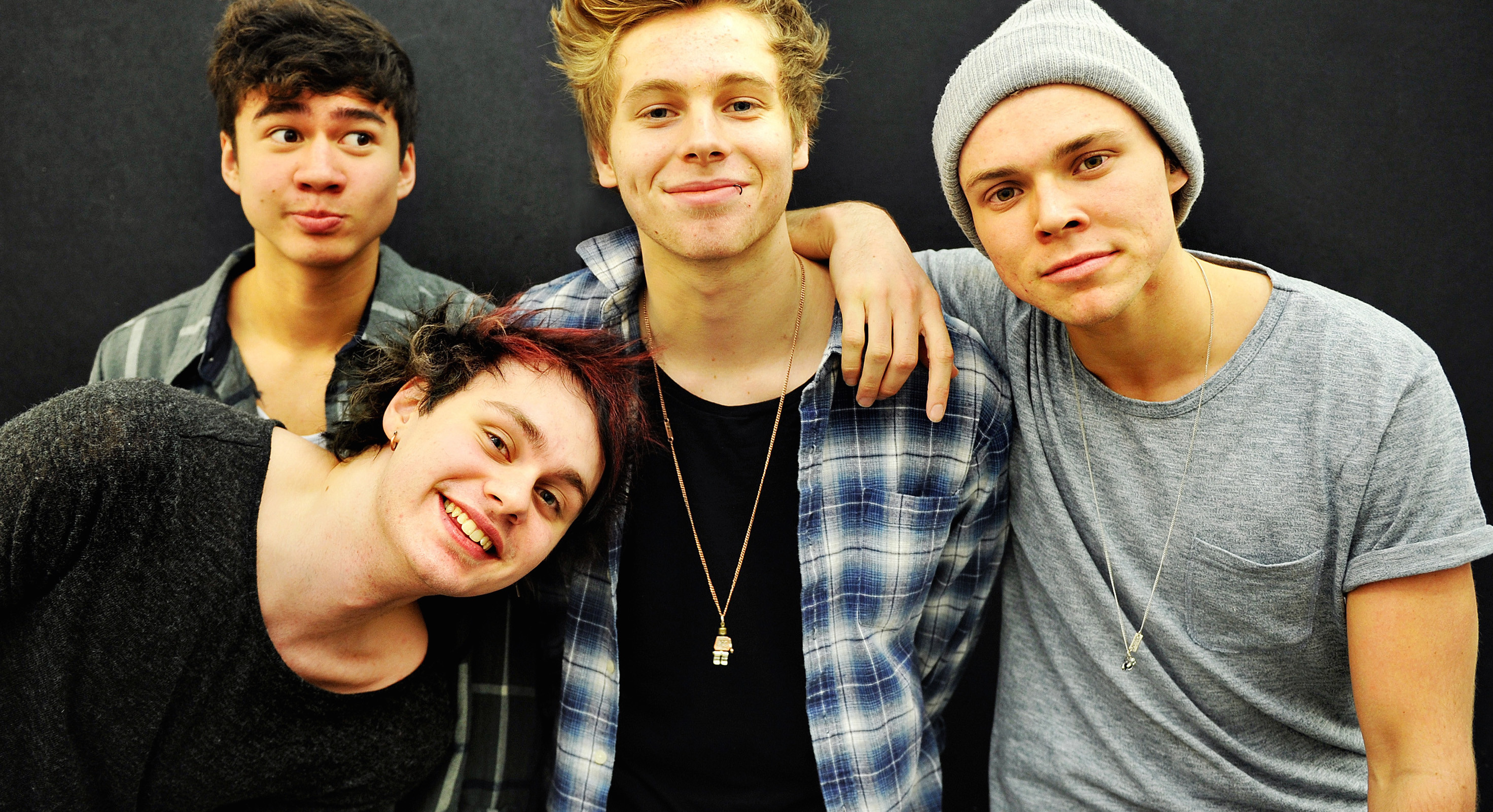 2944x1602 5 Seconds Of Summer Announces "5 Seconds of Summer Book of Stuff" Book  Release - J-14