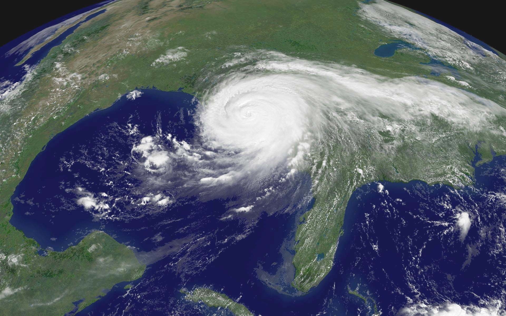1920x1200 (Click NOAA satellite image for larger view of Hurricane Katrina taken at  12:15 p.m. EDT on Aug. 29, 2006, after making landfall on the U.S. Gulf  Coast.