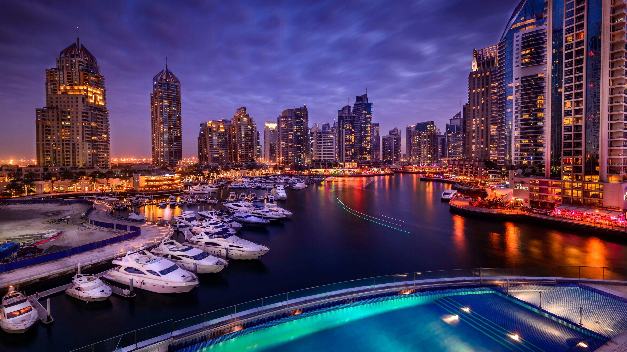 2560x1440 World / Dubai Marina Wallpaper