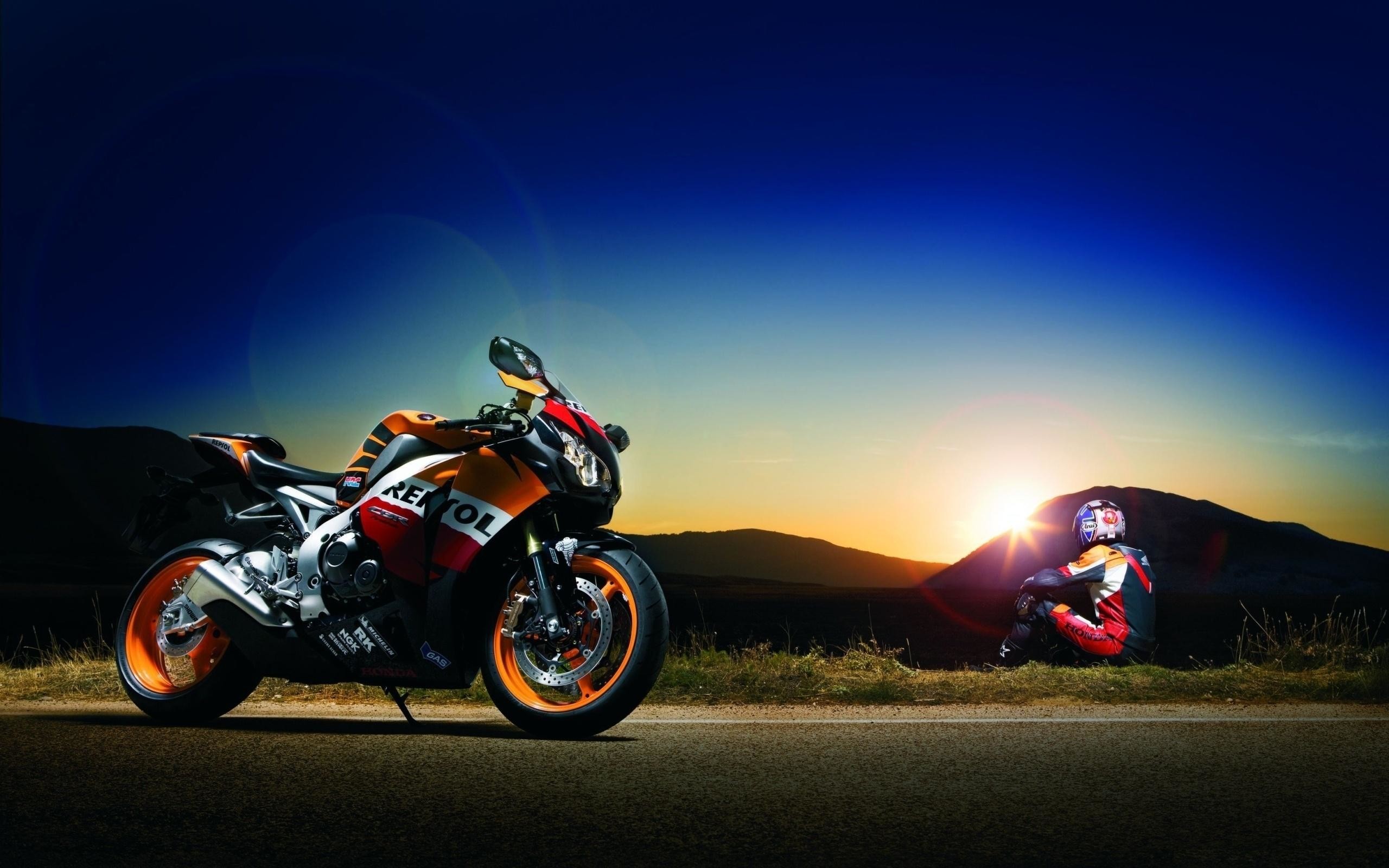 2560x1600 Honda-motorcycle-wallpaper-desktop