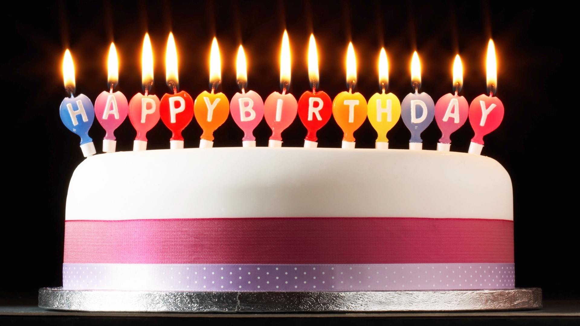 1920x1080 Happy Birthday cake, candles, fire, simple style Wallpaper Preview