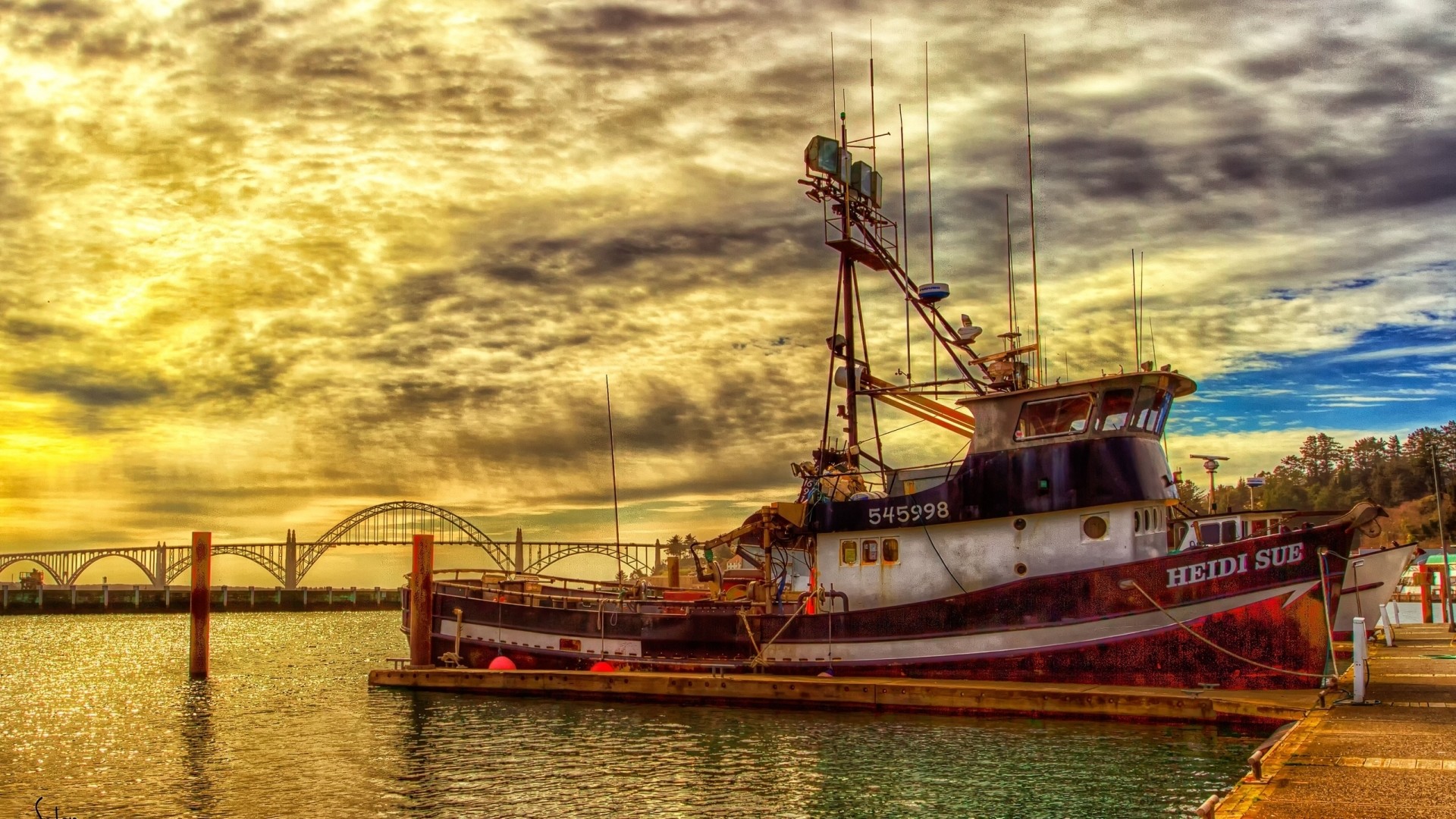 1920x1080 Pictures fishing boat wallpapers HD.