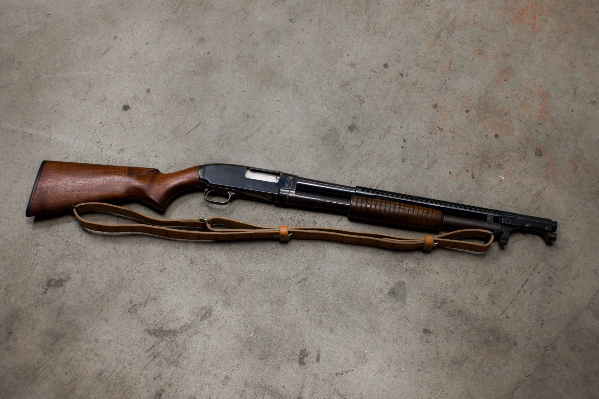 1920x1280 remington 870 a pump belt background