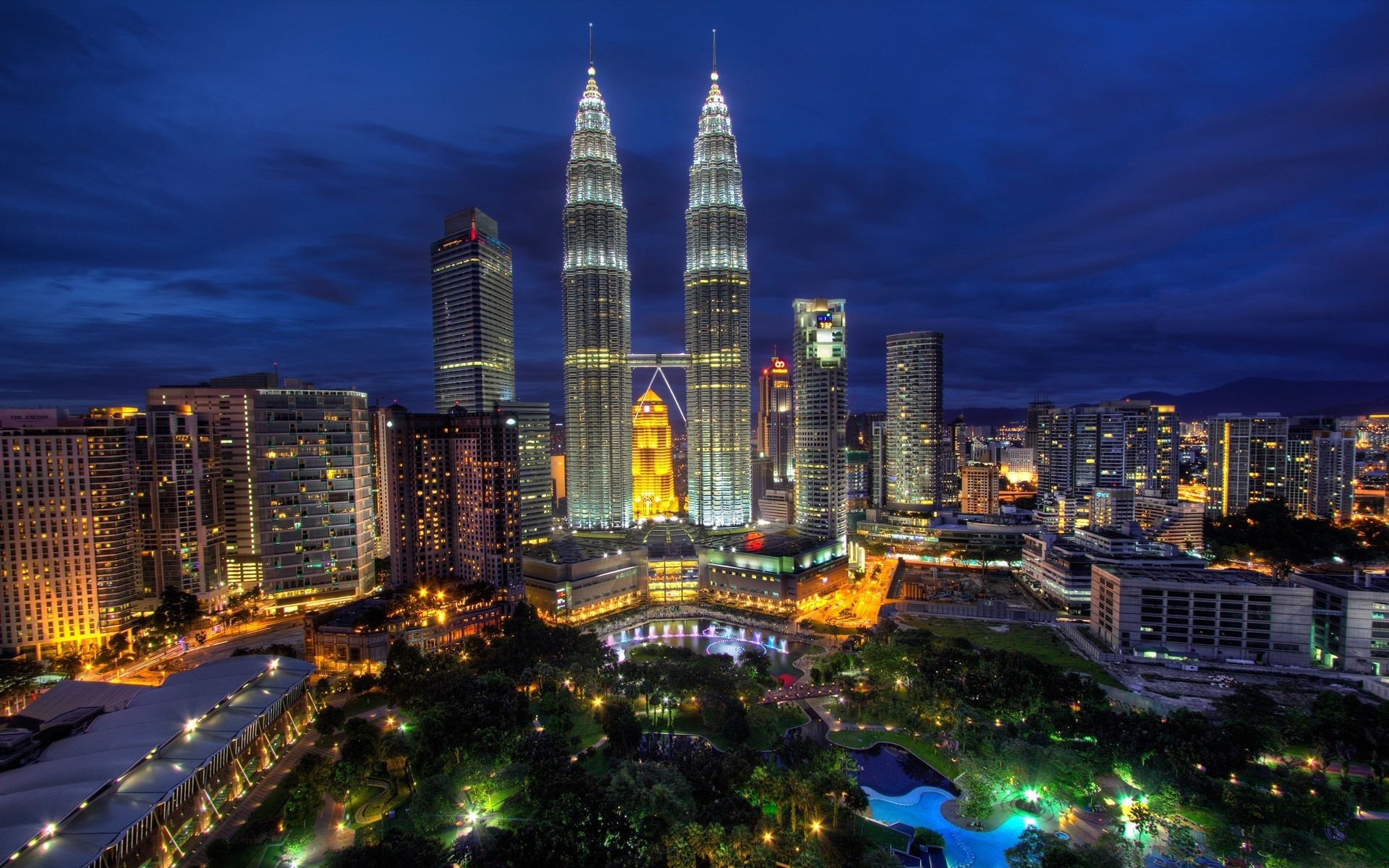 1920x1200 Night Lights Petronas Towers Kuala Lumpur Malaysia