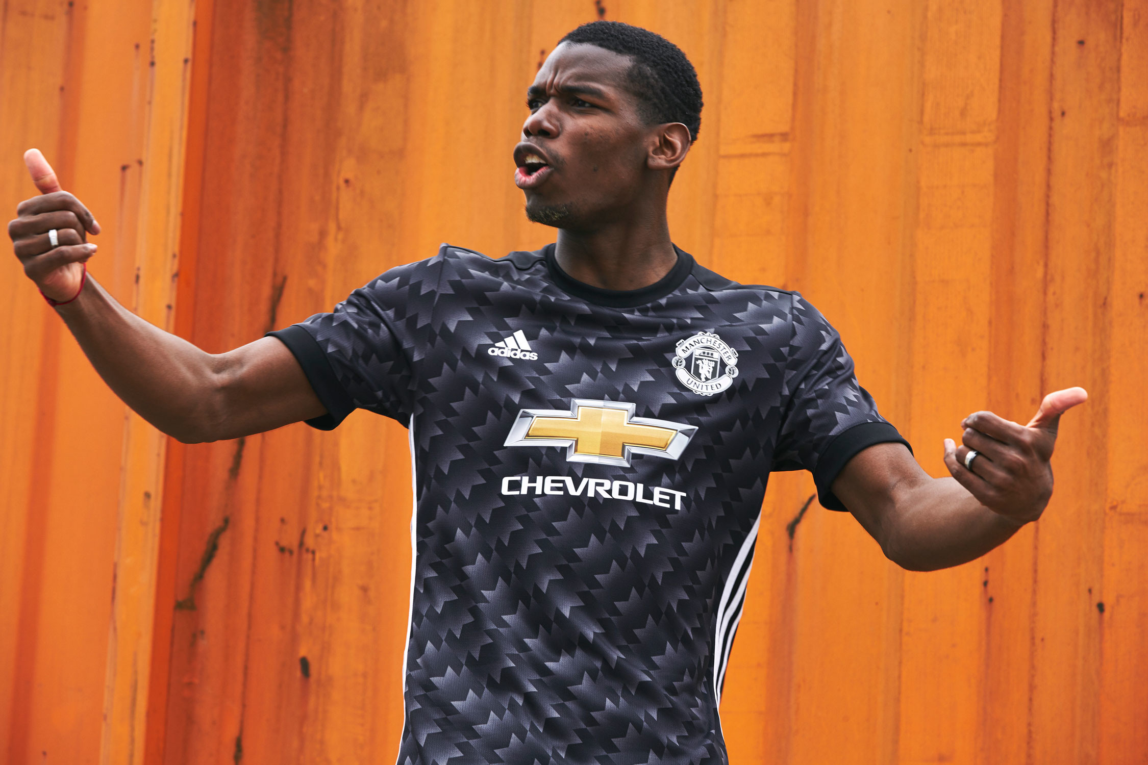 2250x1500 Manchester United (Away)