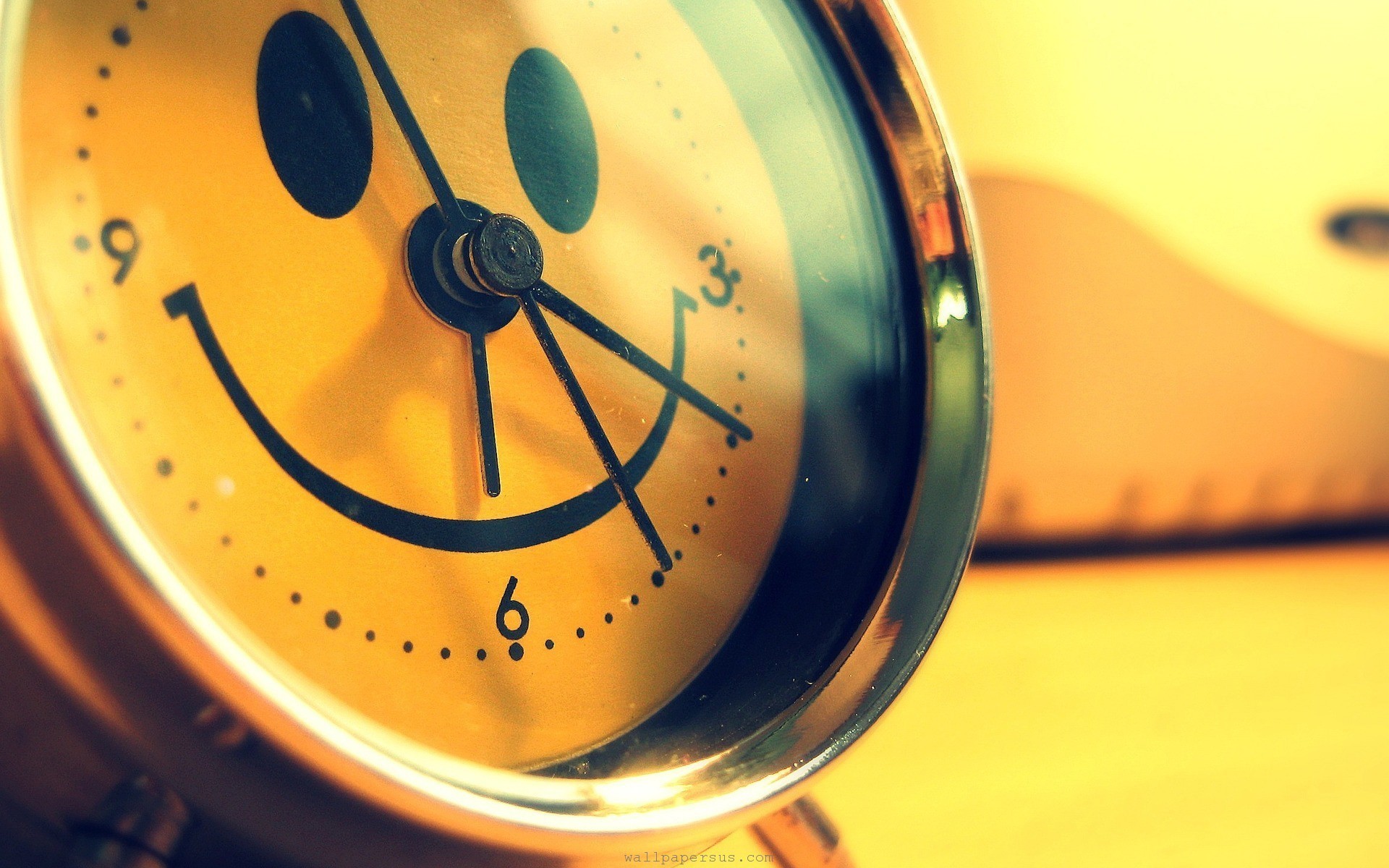 1920x1200 yellow-happy-smiley-face-alarm-clocks-abstrack-picture-smiley-faces-hd- wallpaper