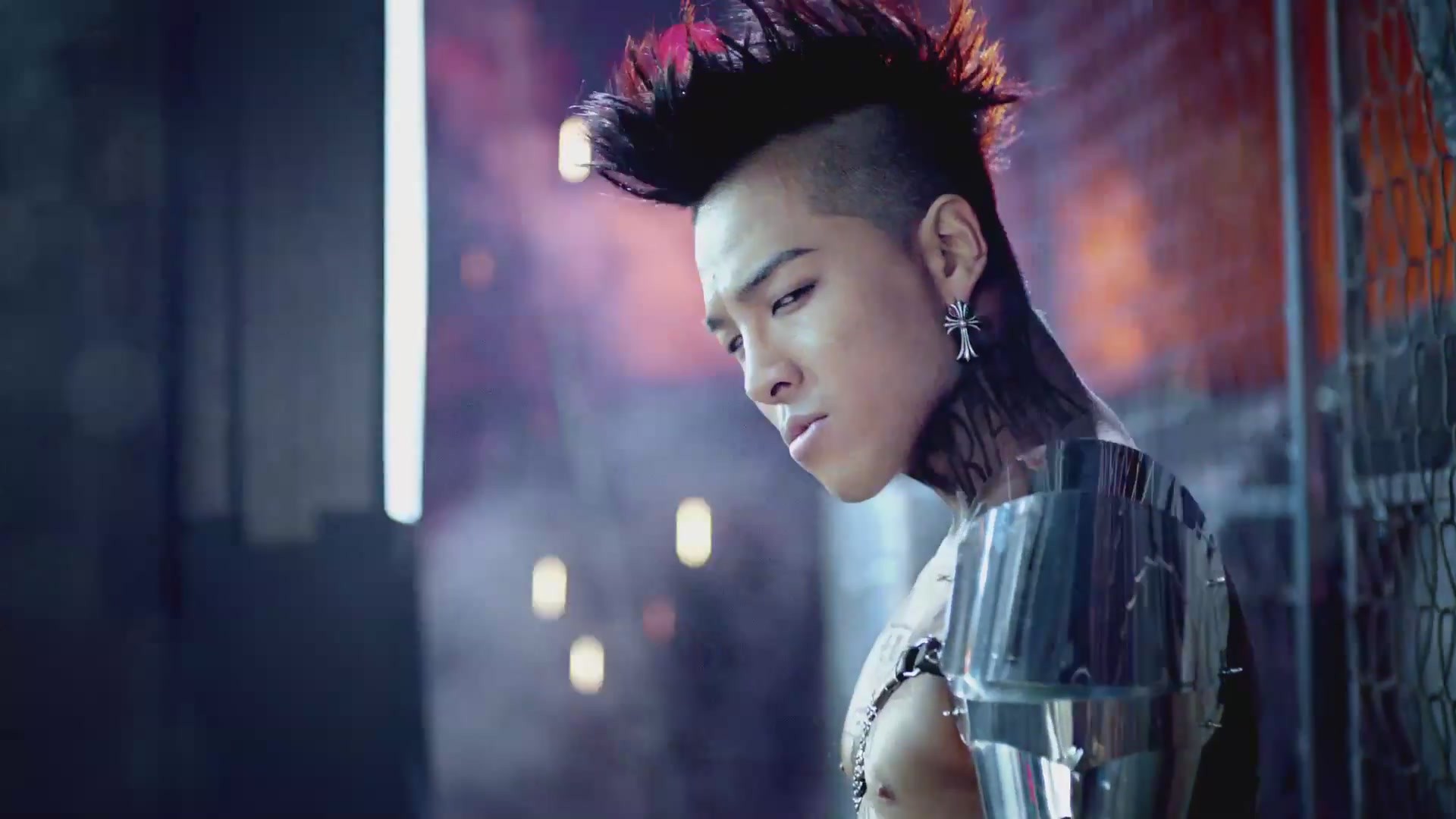 Bigbang fantastic. Тэян big Bang. Тэян big Bang 2022. Биг бэнг ТХЭЯН. Taeyang Дредд.