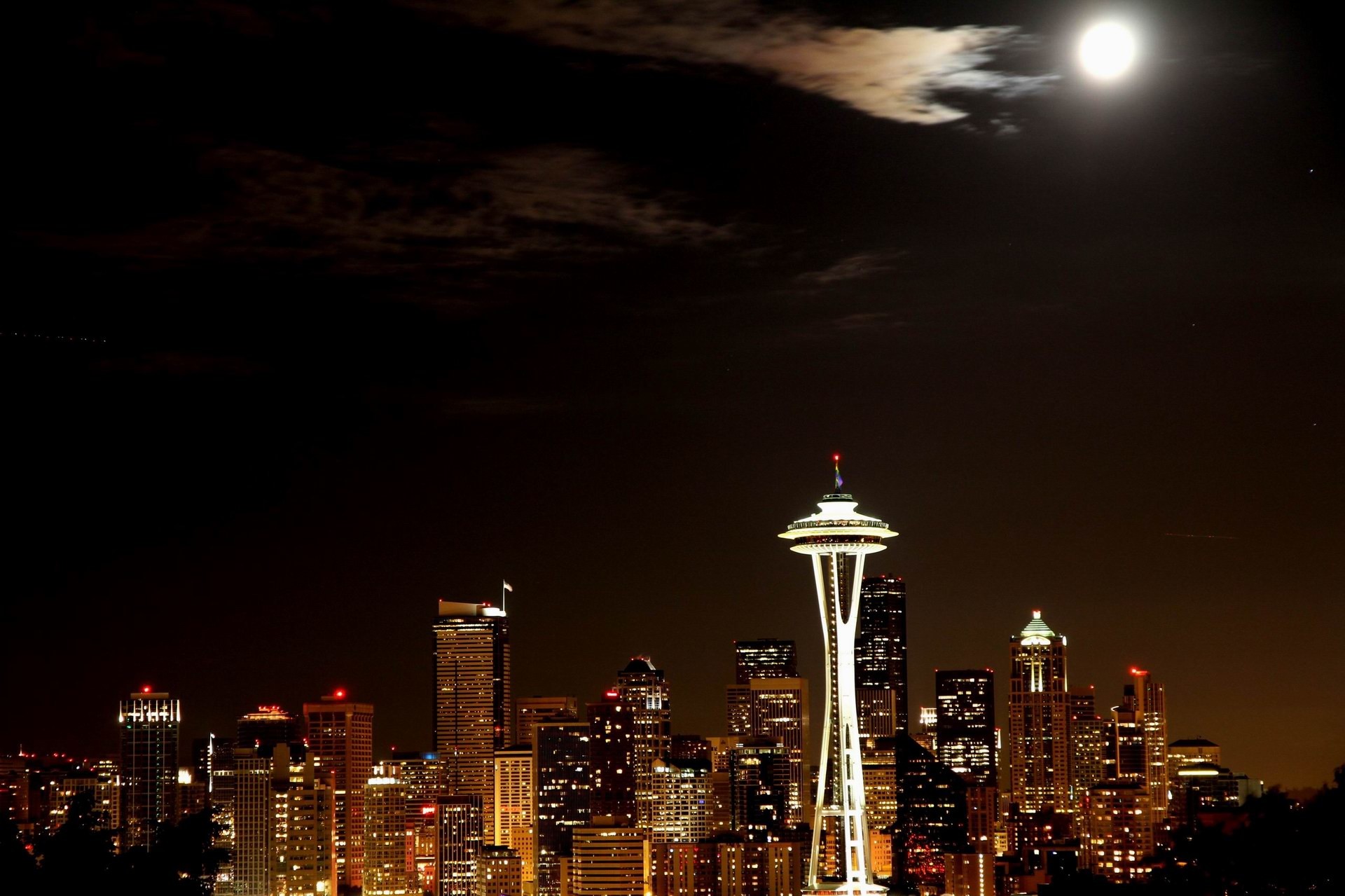 1920x1279 Seattle Skyline At Night