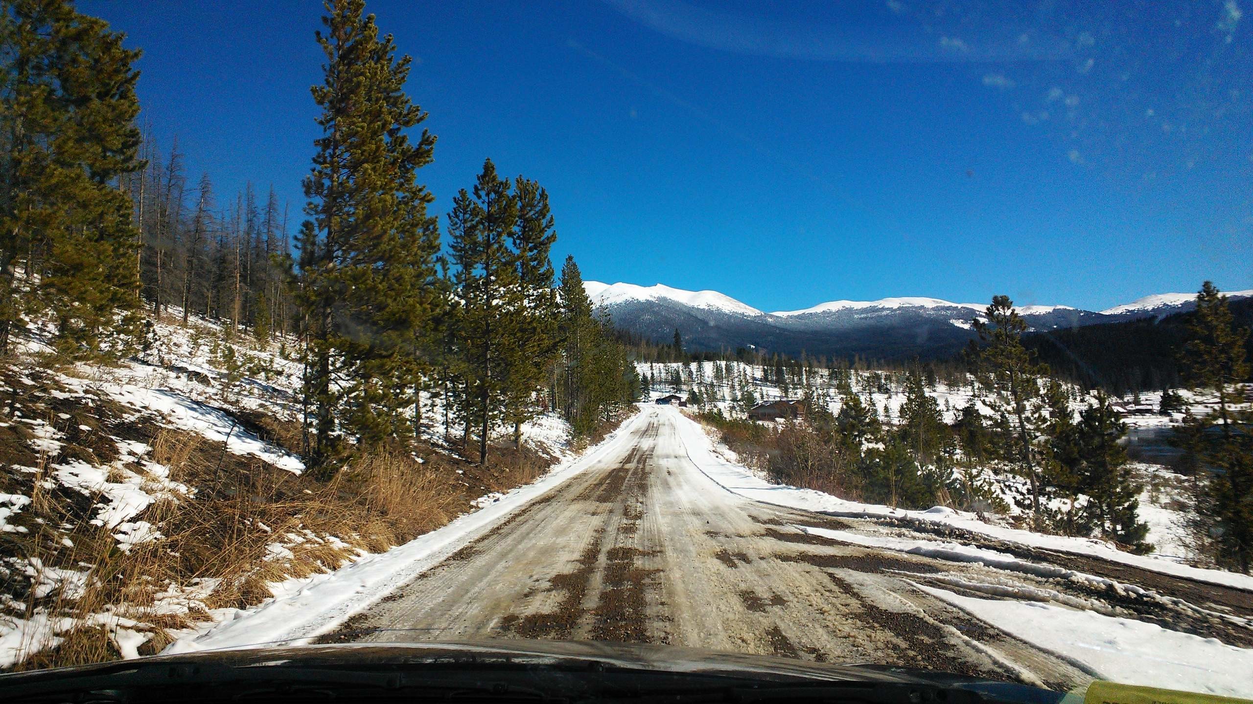 2560x1440 Driving 5.0 miles on County Rd. 41 from Highway 14 to the trailhead was a  ...