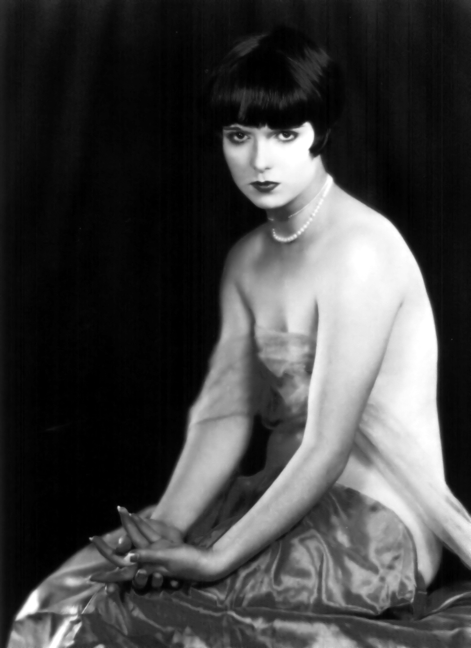 1601x2200 Louise Brooks was an American film actress and dancer noted as an iconic  symbol of the flapper, and for popularizing the bobbed haircut.