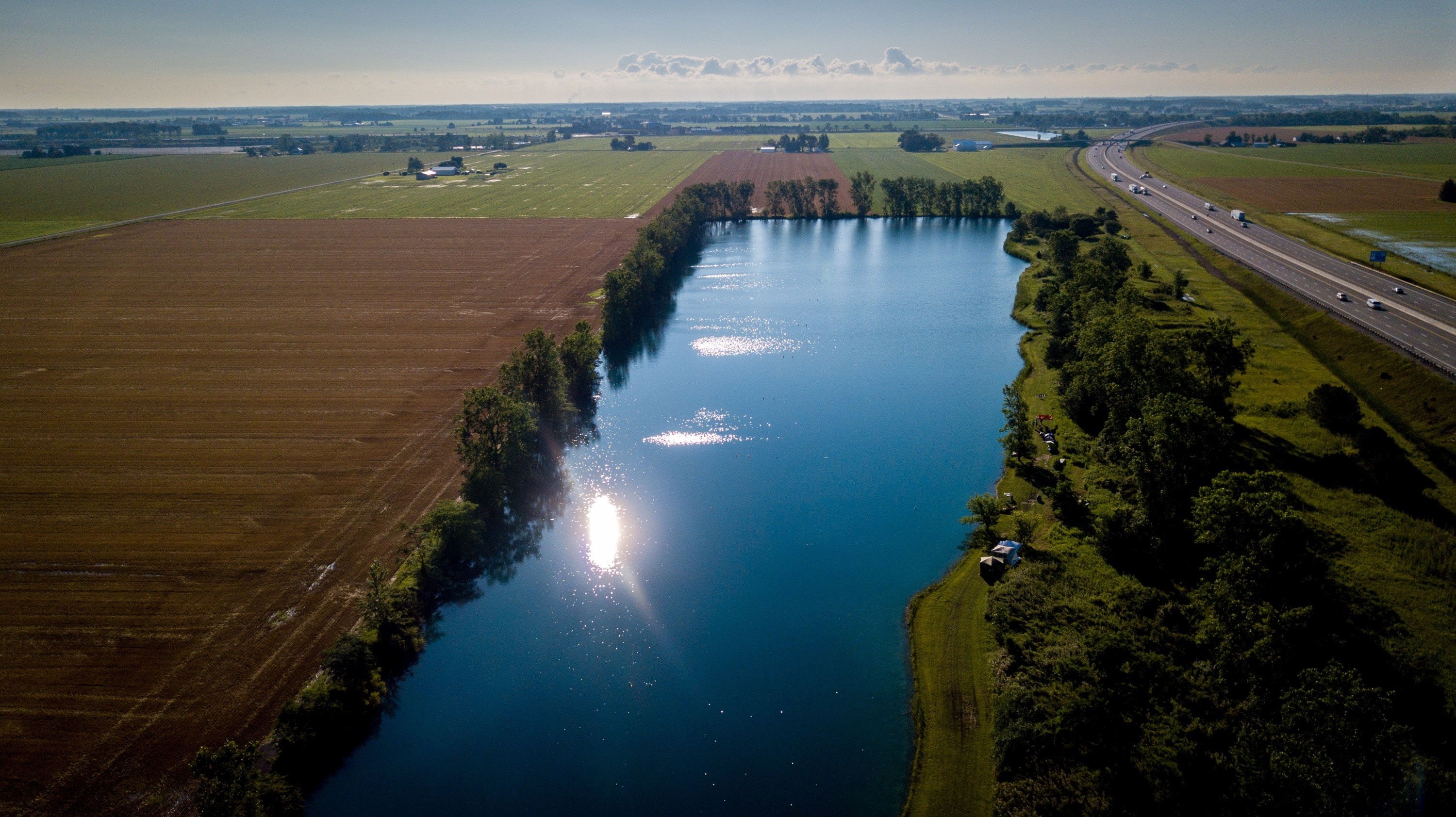 3000x1684 A guy took some pics of my lake from a drone. I think it came out pretty  cool.