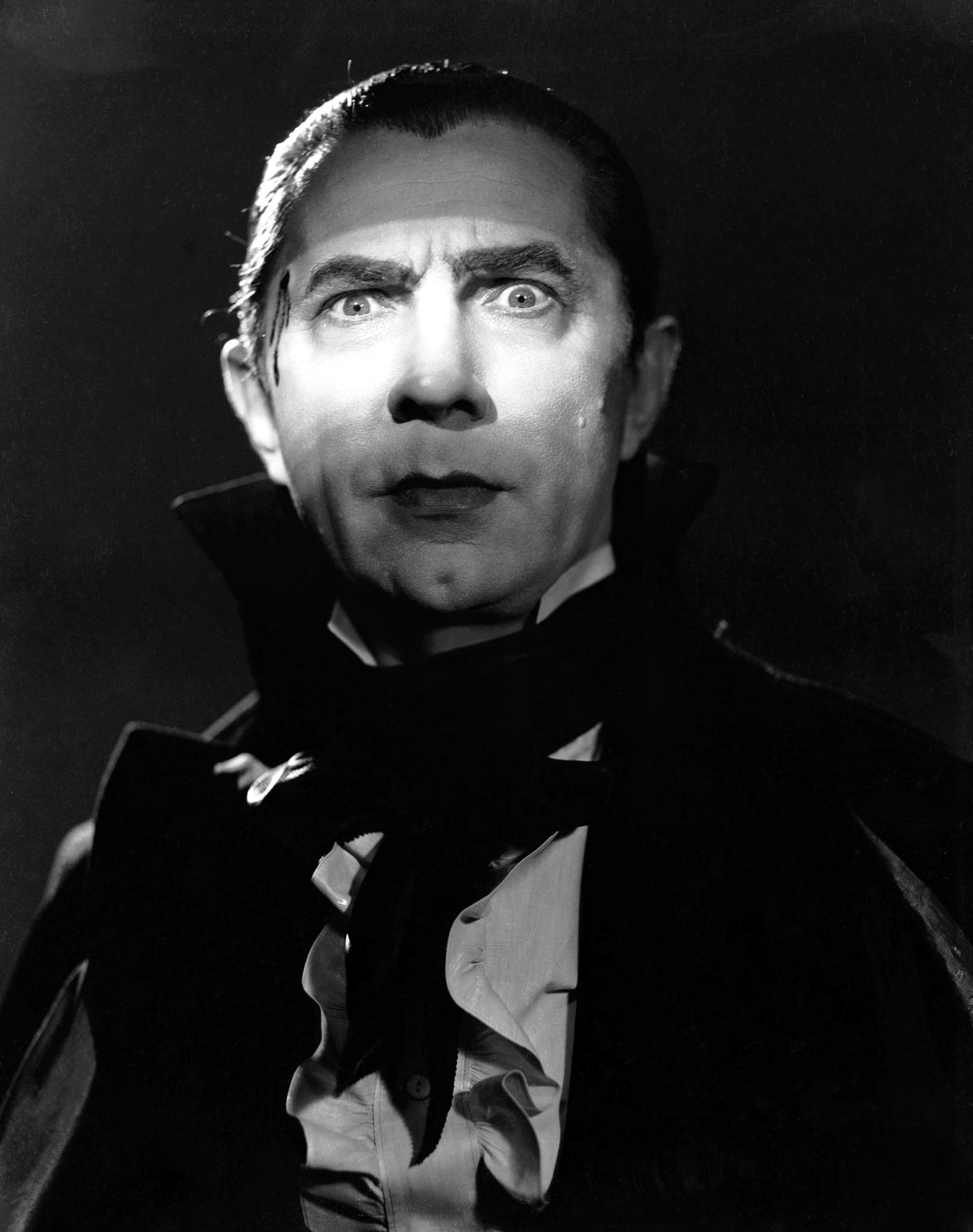 1614x2043 According to Vincent Price, when he and Peter Lorre went to view Bela  Lugosi's body