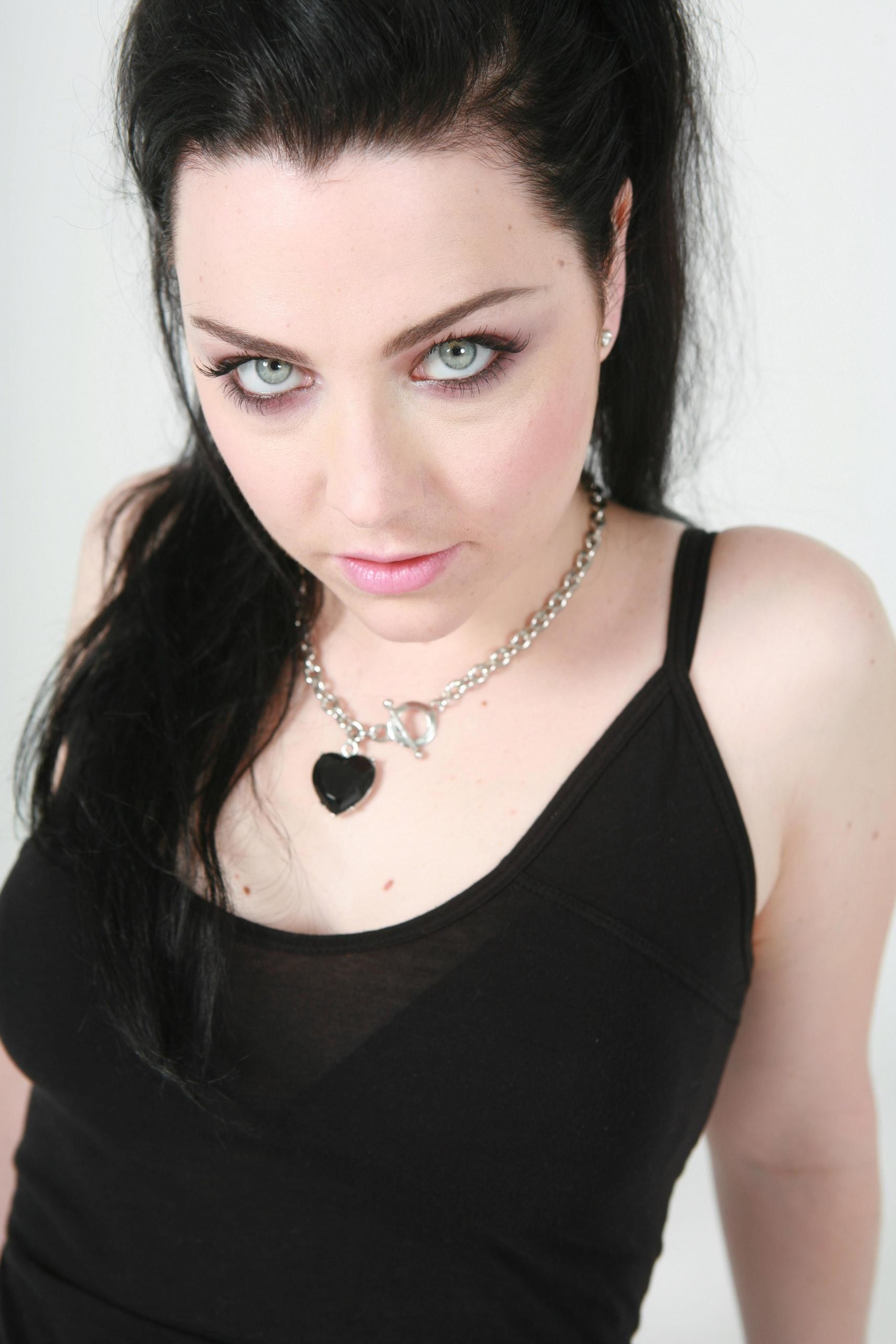 1707x2560 Amy Lee - Yahoo Image Search Results