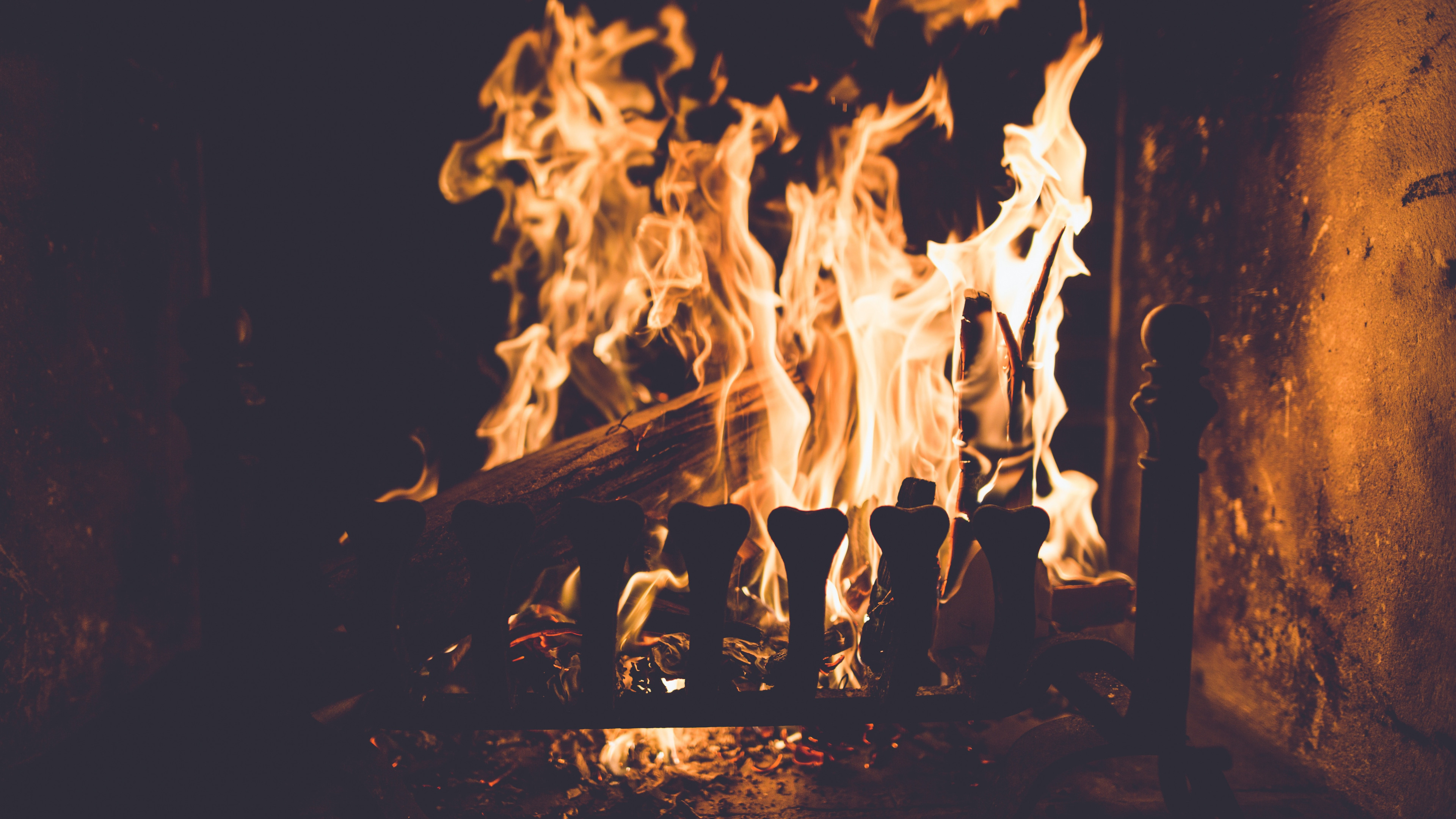 3840x2160  Wallpaper fireplace, fire, firewood