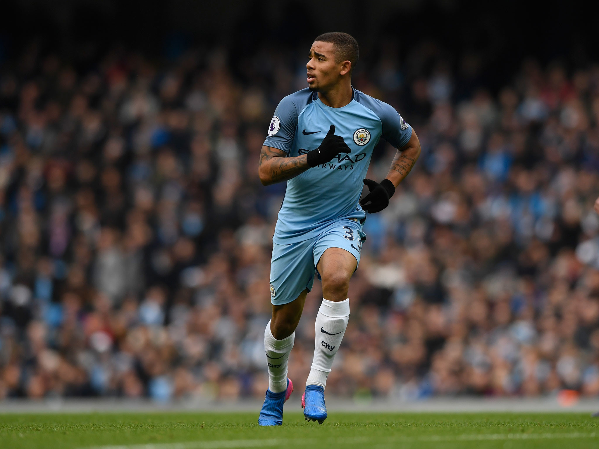 2048x1536 Gabriel Jesus will take time to settle at Manchester City despite  impressive start, warns Fernandinho | The Independent