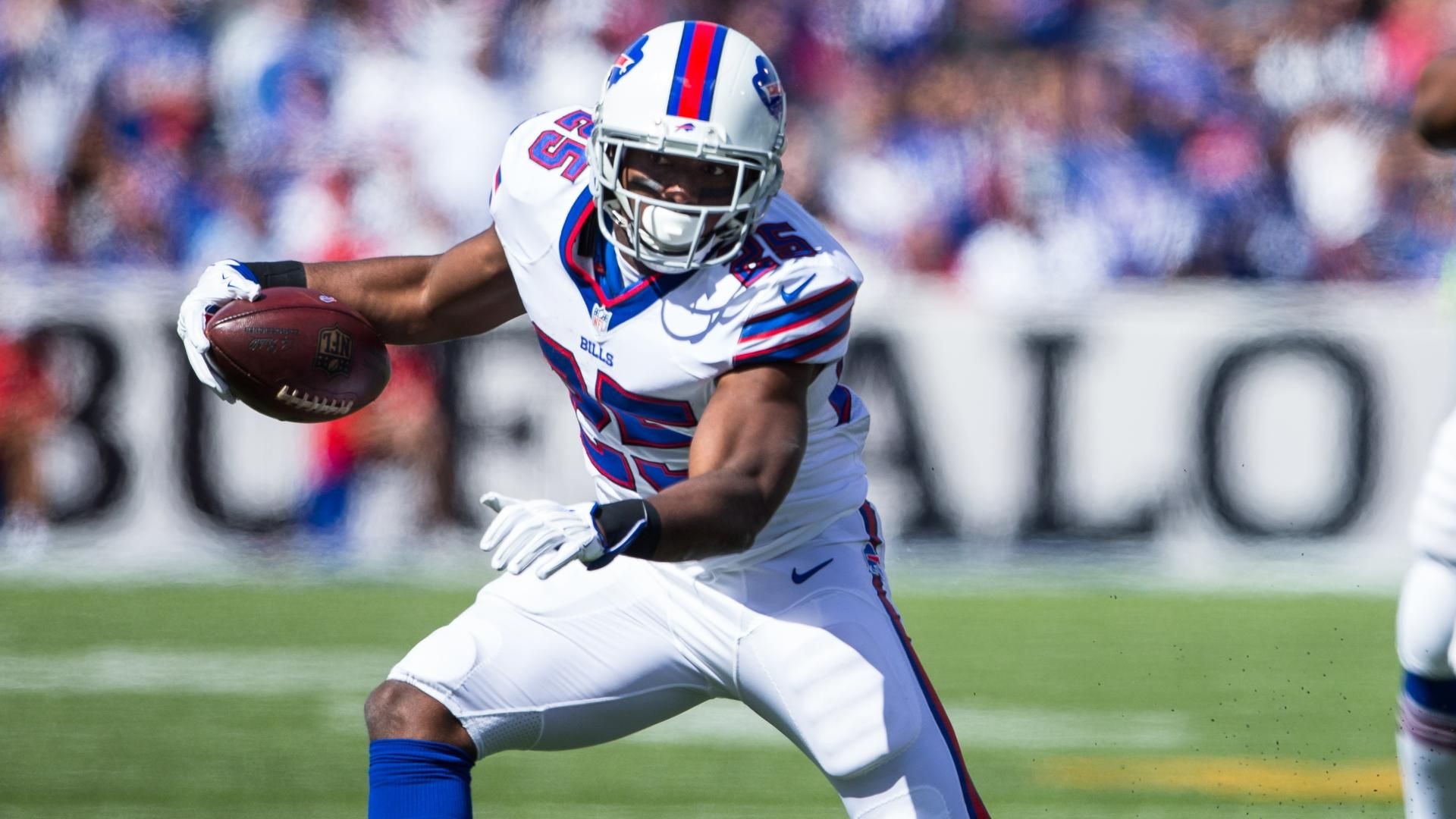 1920x1080 McCoy returns to the Bills following a season of exciting production and  hamstring rehabilitation. A few drunk cops could have killed him in a bar  fight in ...