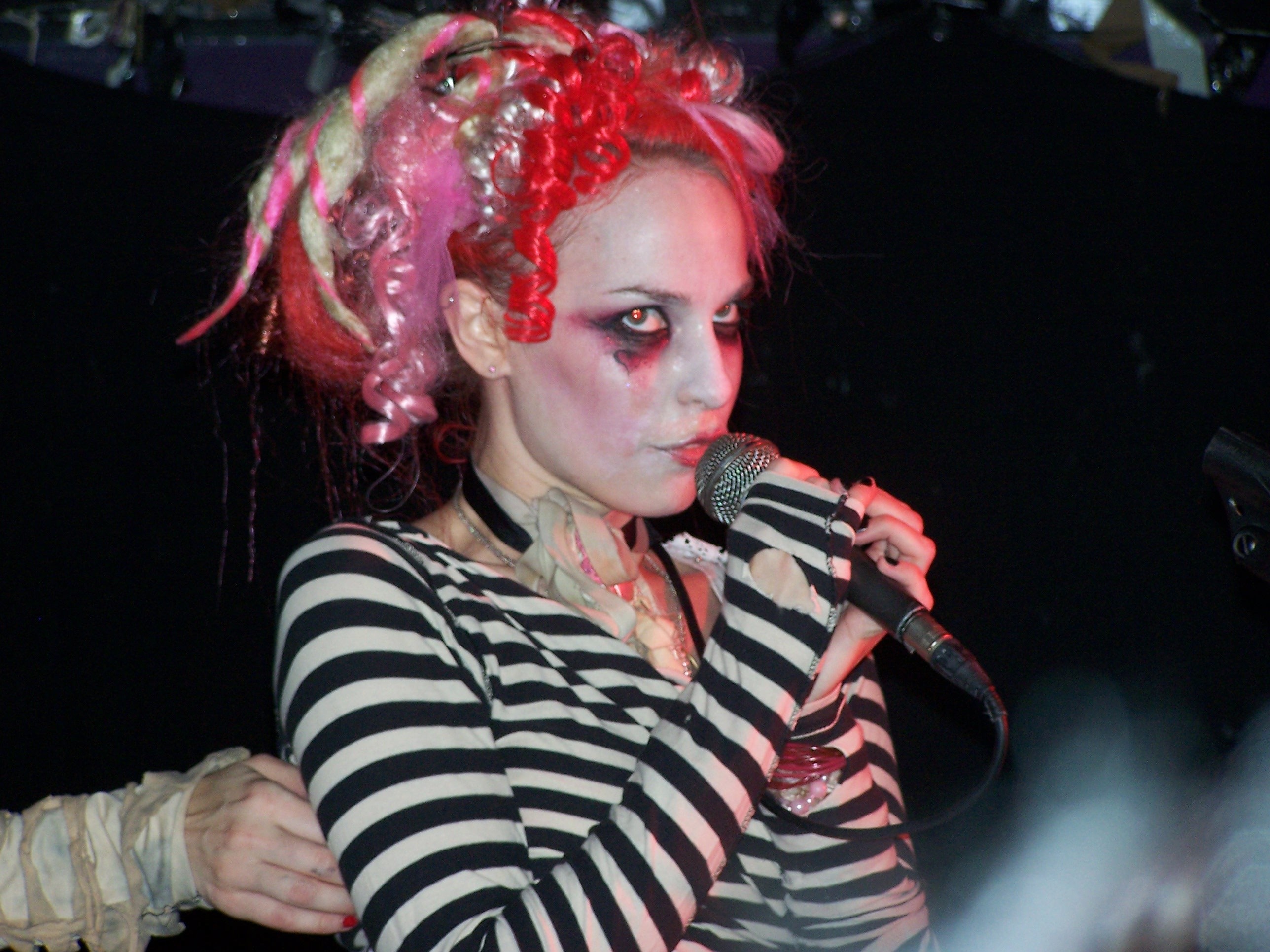 2576x1932 emilie autumn wallpapers widescreen images photos pictures