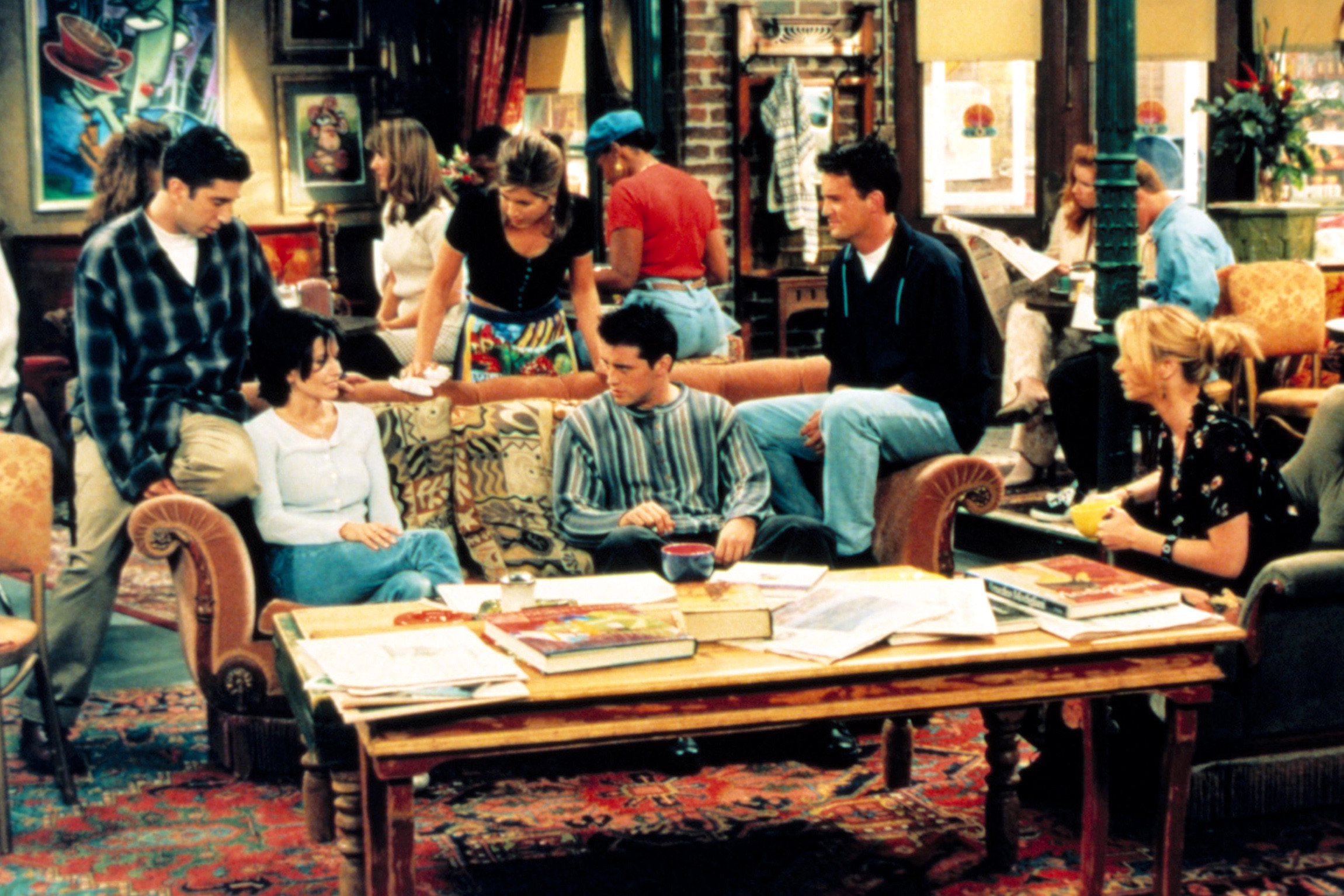 2301x1534 'Friends' Central Perk coffee shop set to open for a month