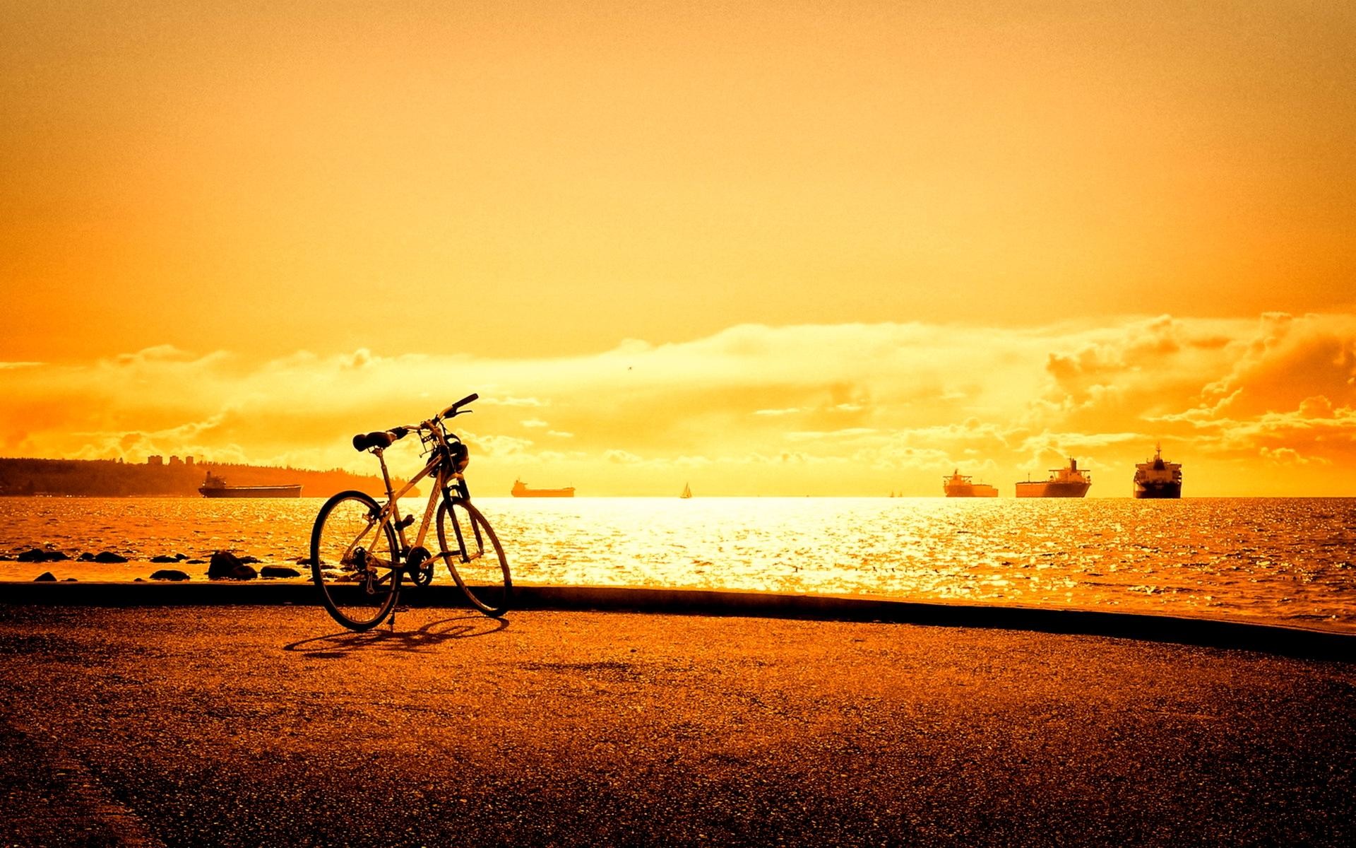 1920x1200 Parked Bicycle At Sunset wallpaper