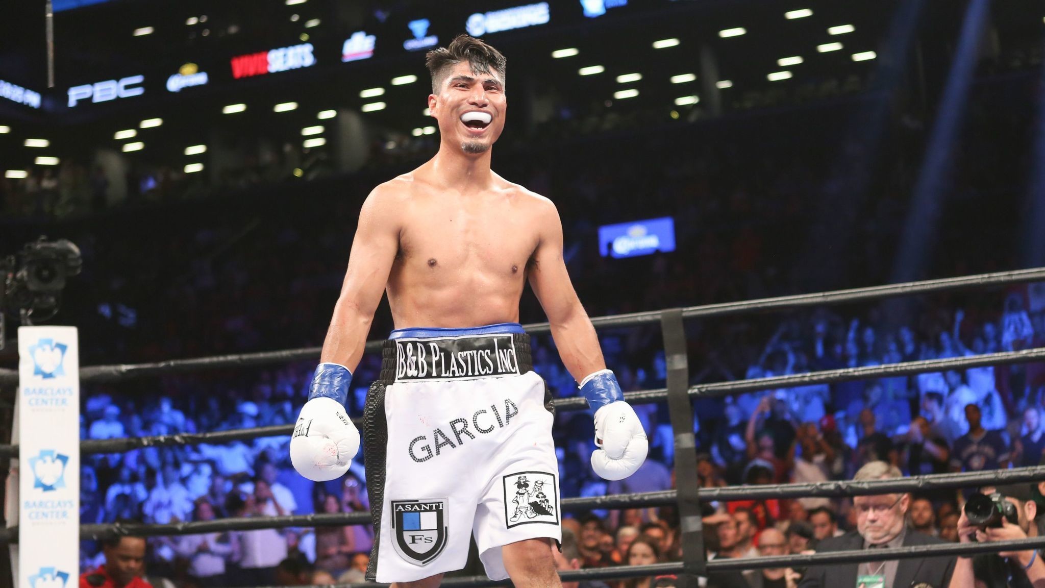 2048x1152 Mikey Garcia, who fights Adrien Broner on Saturday, wants to take on  cautious practices of matchmaking - LA Times