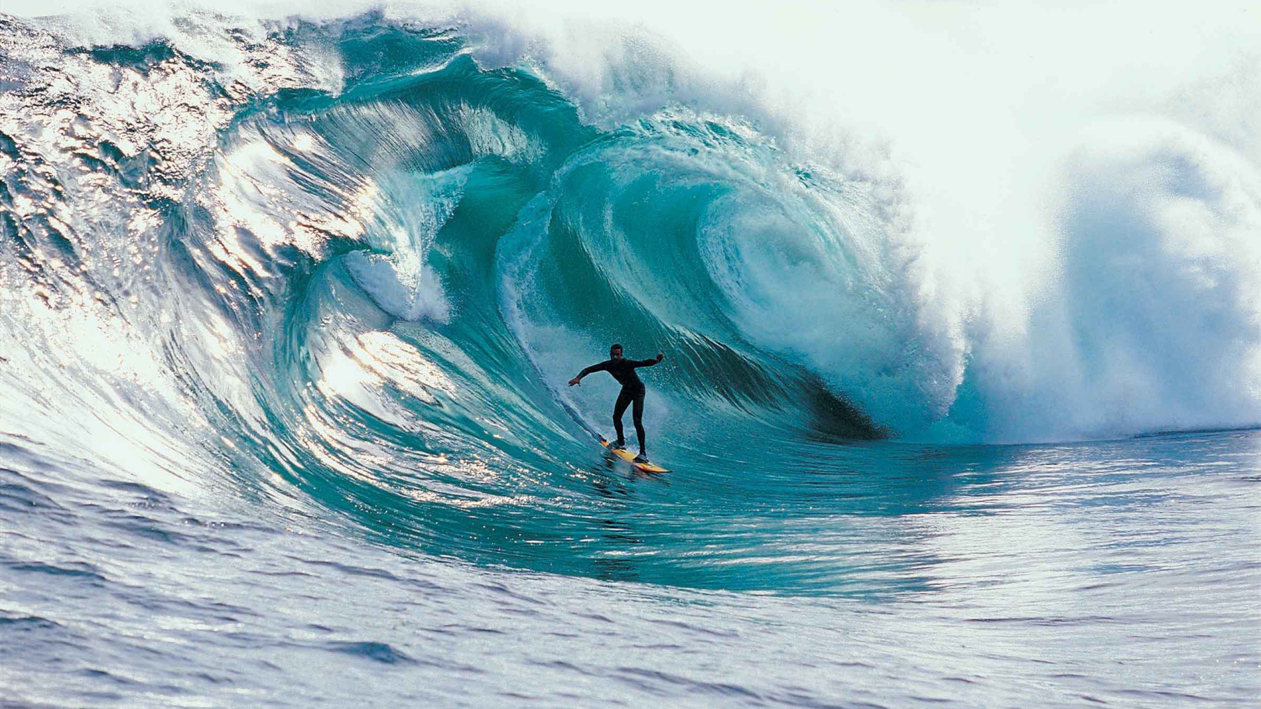 2560x1440  Wallpaper surfing, speed, wave, sports