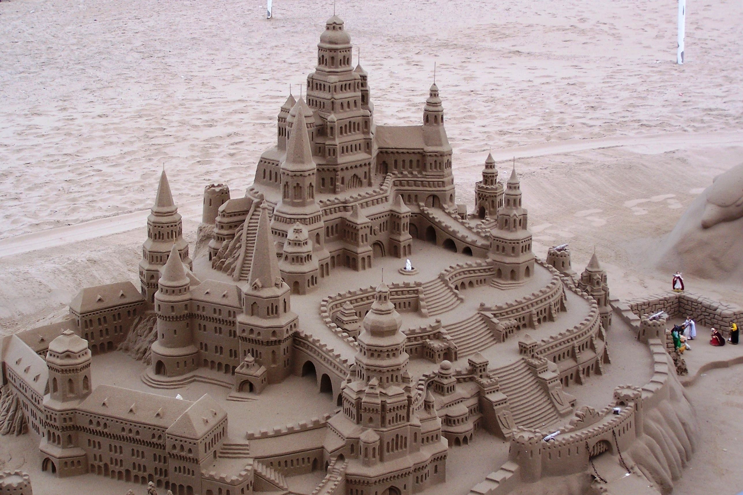2576x1716 Sand Castle Art