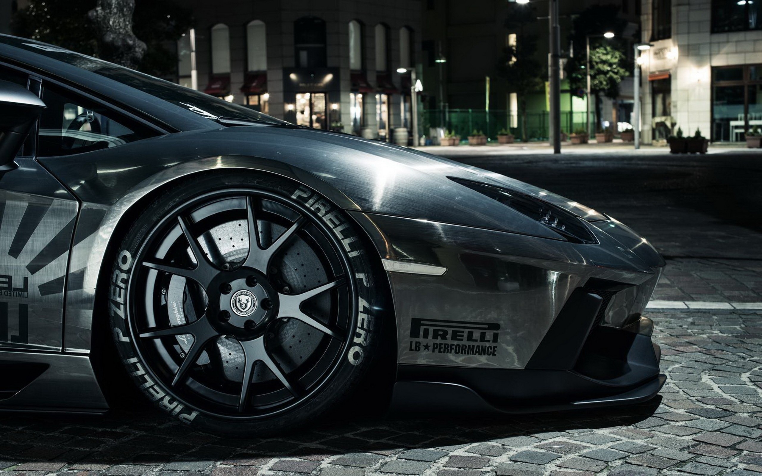 2560x1600 Lamborghini Aventador Pirelli Tyres