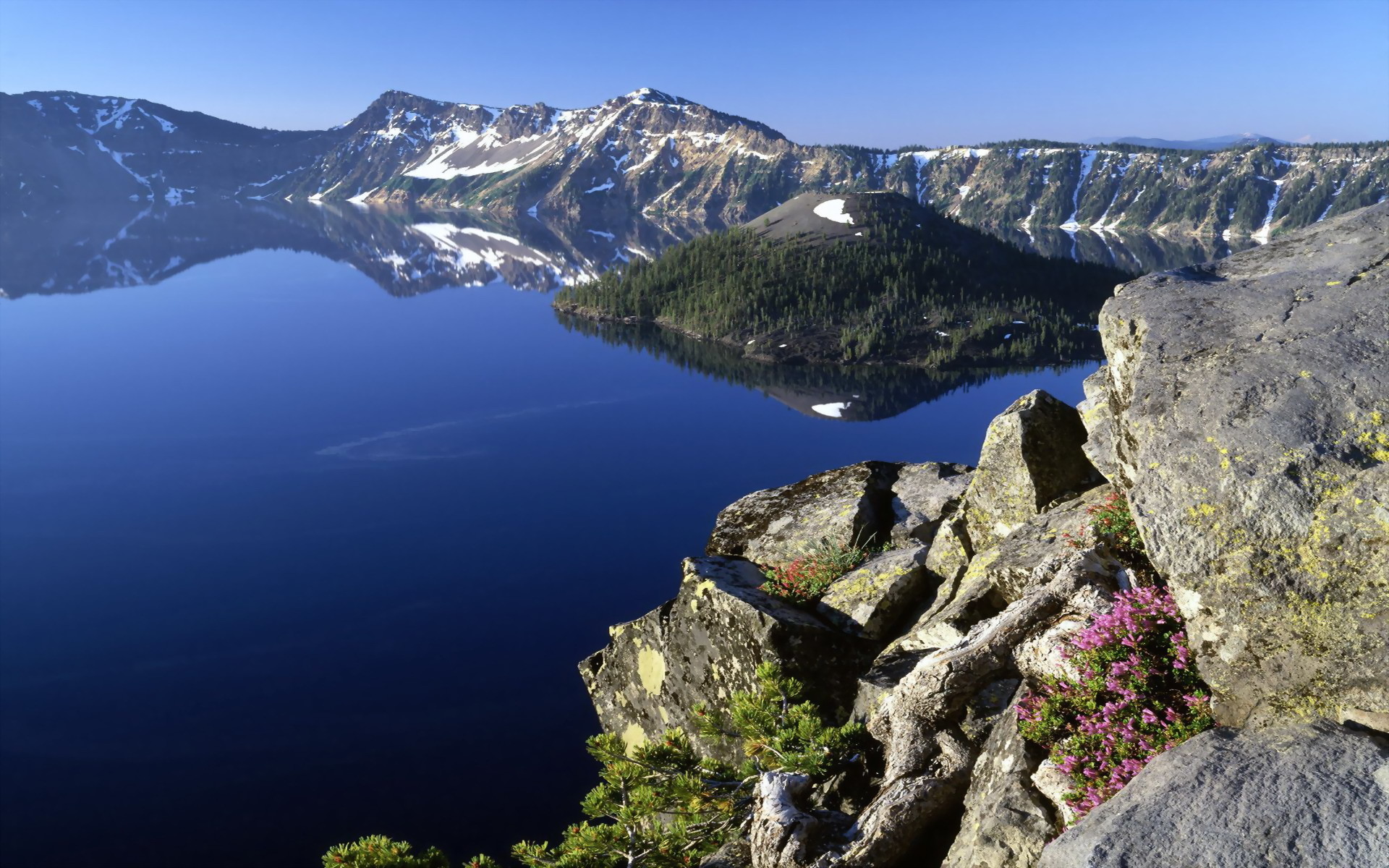 1920x1200 Crater Lake High Quality Wallpaper
