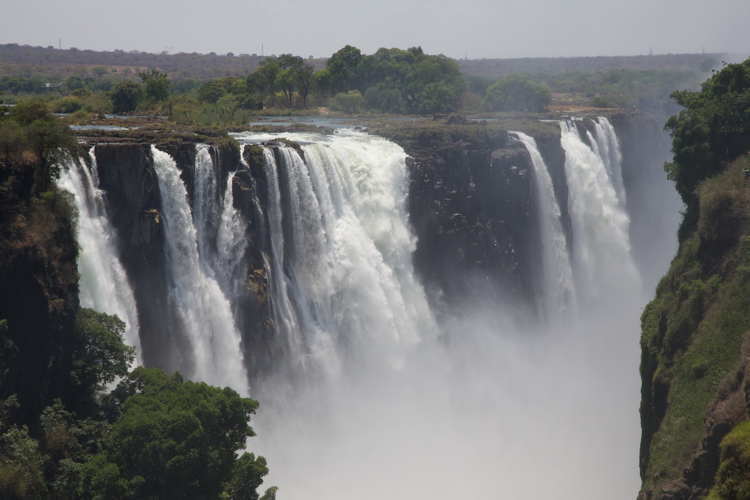 3000x2000 Victoria Falls, Zimbabwe.