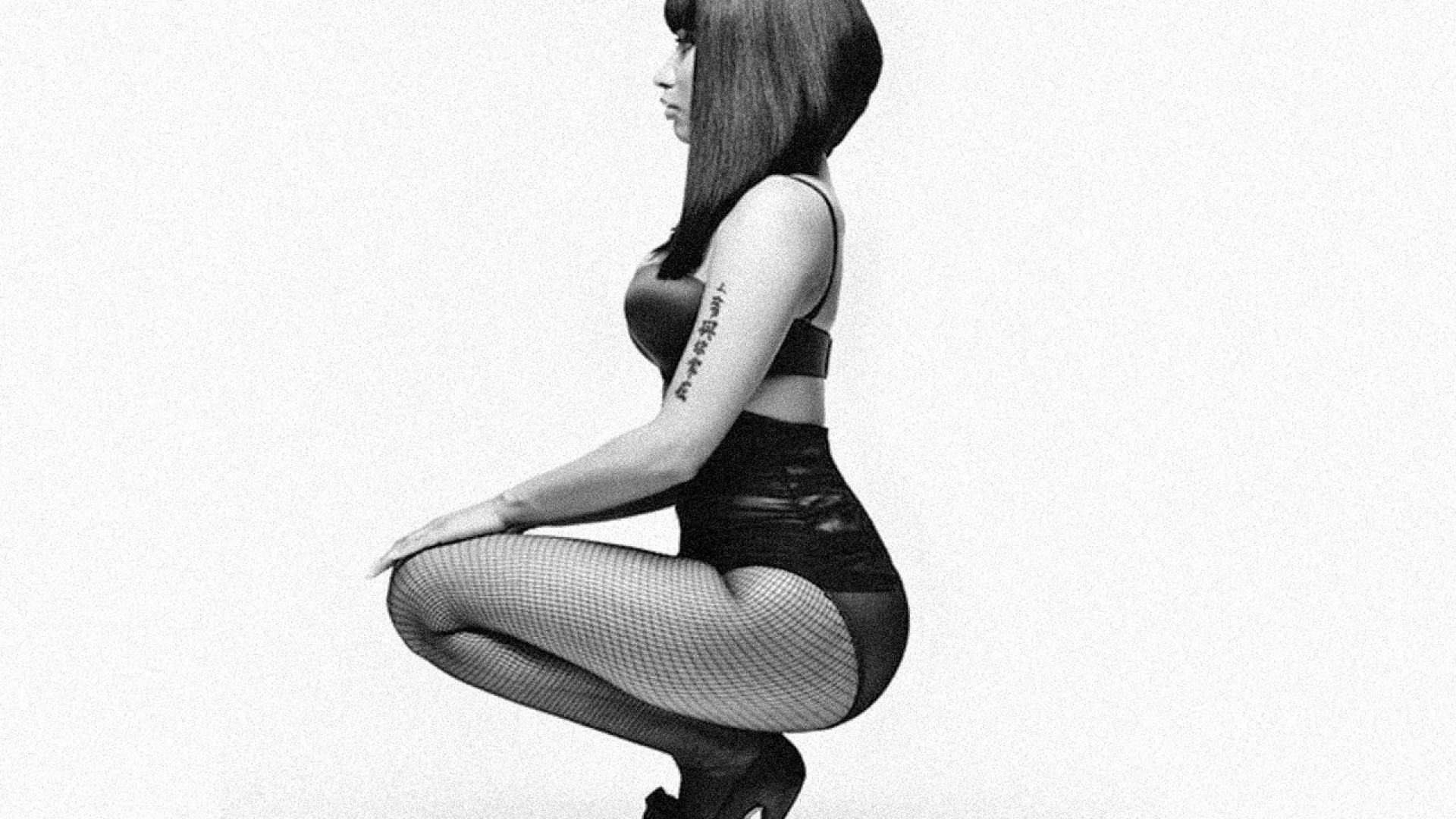 1920x1080 Nicki Minaj black and white wallpaper
