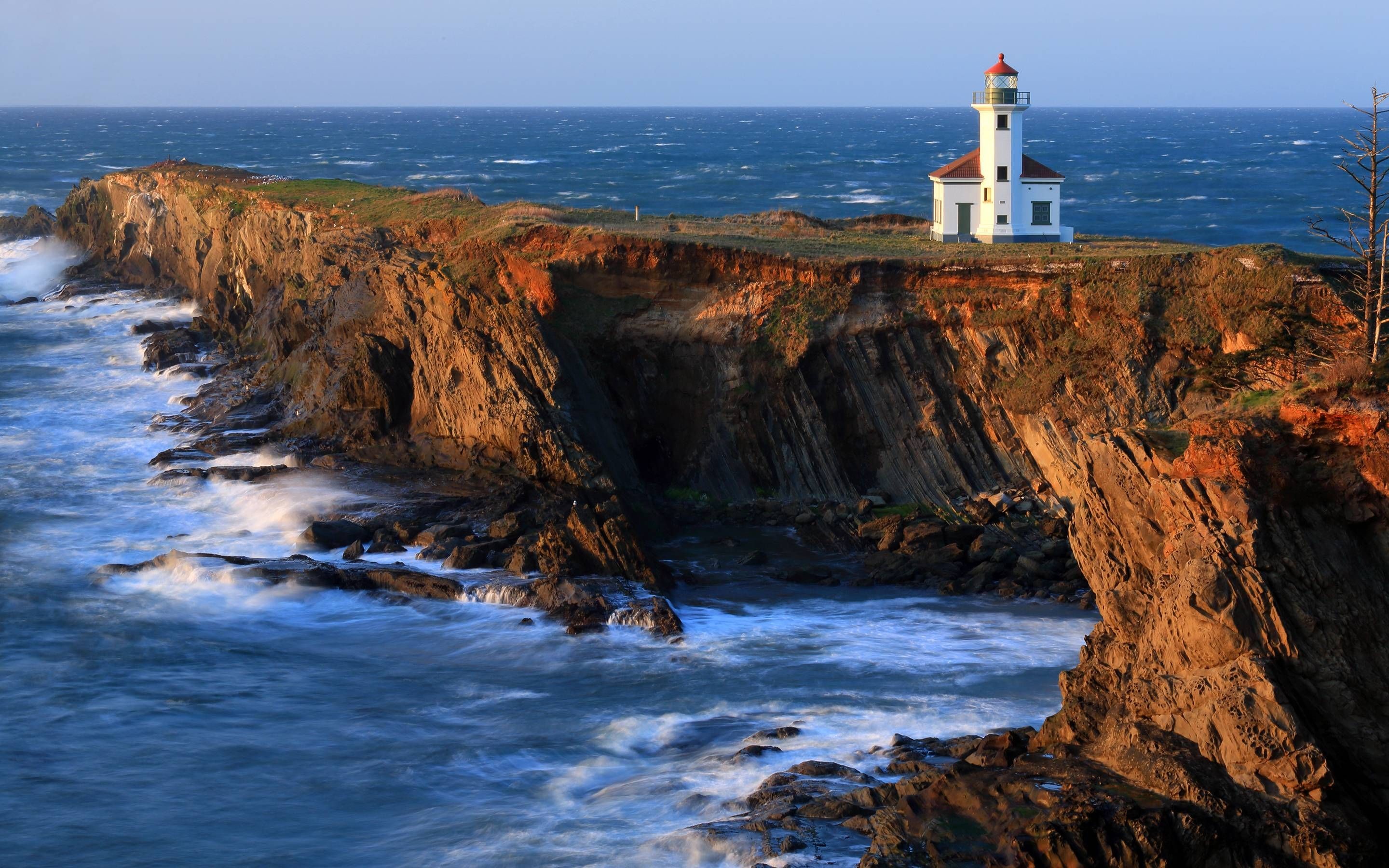 2880x1800 Lighthouse HD Wallpaper Bureaubladachtergronden, Coos Bay Oregon, Kust Van  Oregon, Vuurtorens, Talen