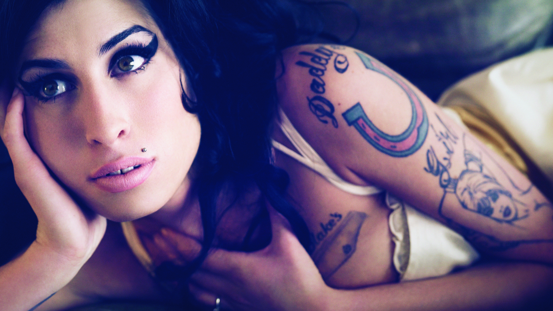 1920x1080 Heute hÃ¤tte Amy Winehouse (â27) Geburtstag gehabt! | Promiflash.de