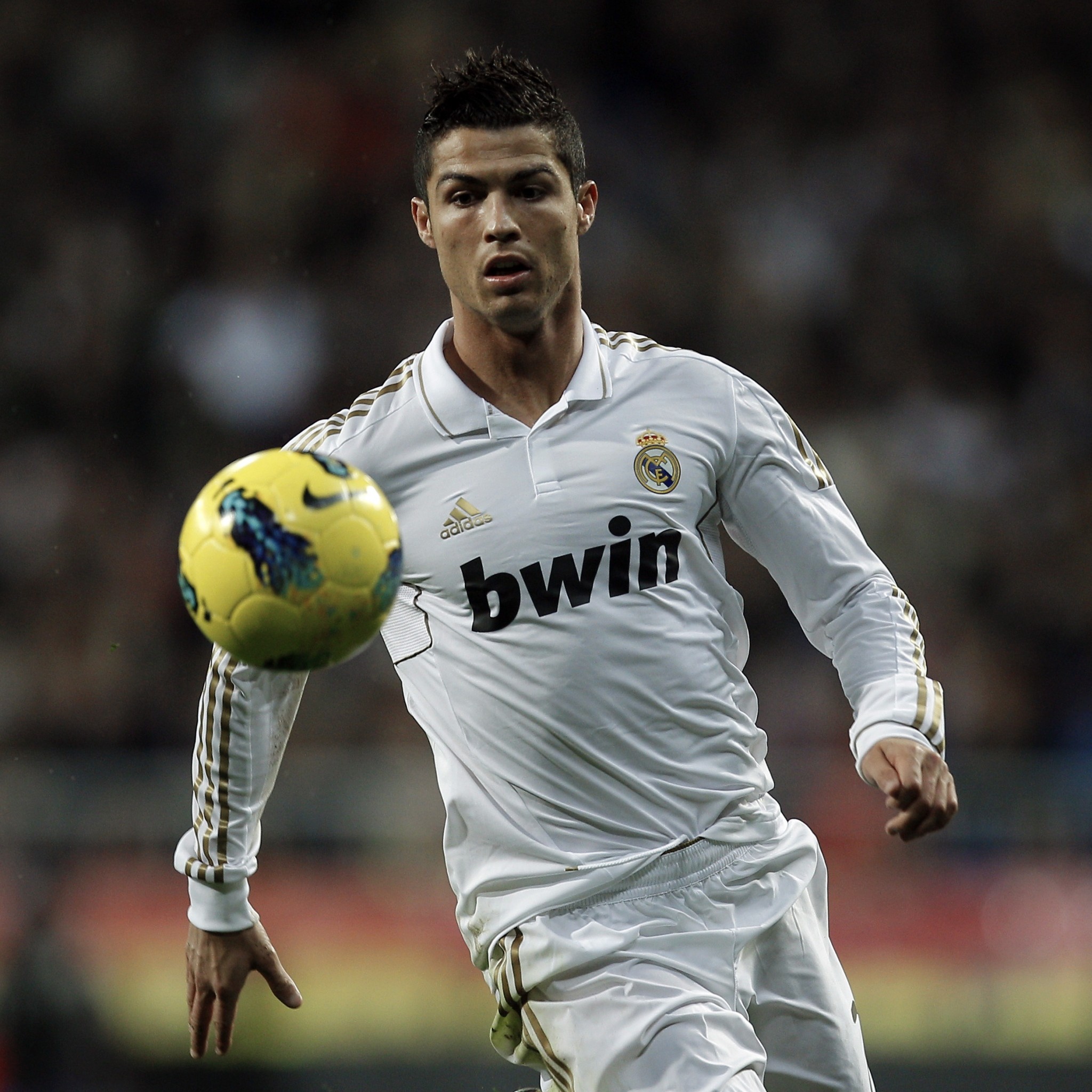 Cristiano Ronaldo Dark Wallpapers - Soccer Wallpapers for iPhone