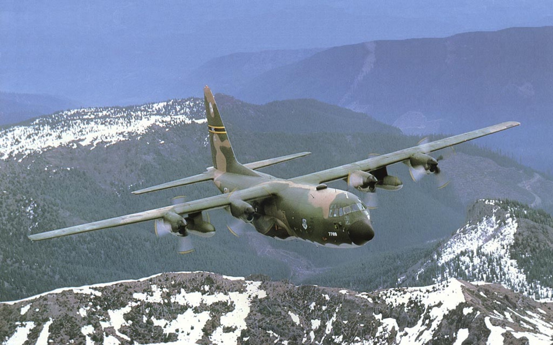 1920x1200 Military - Lockheed C-130 Hercules Airplane Wallpaper